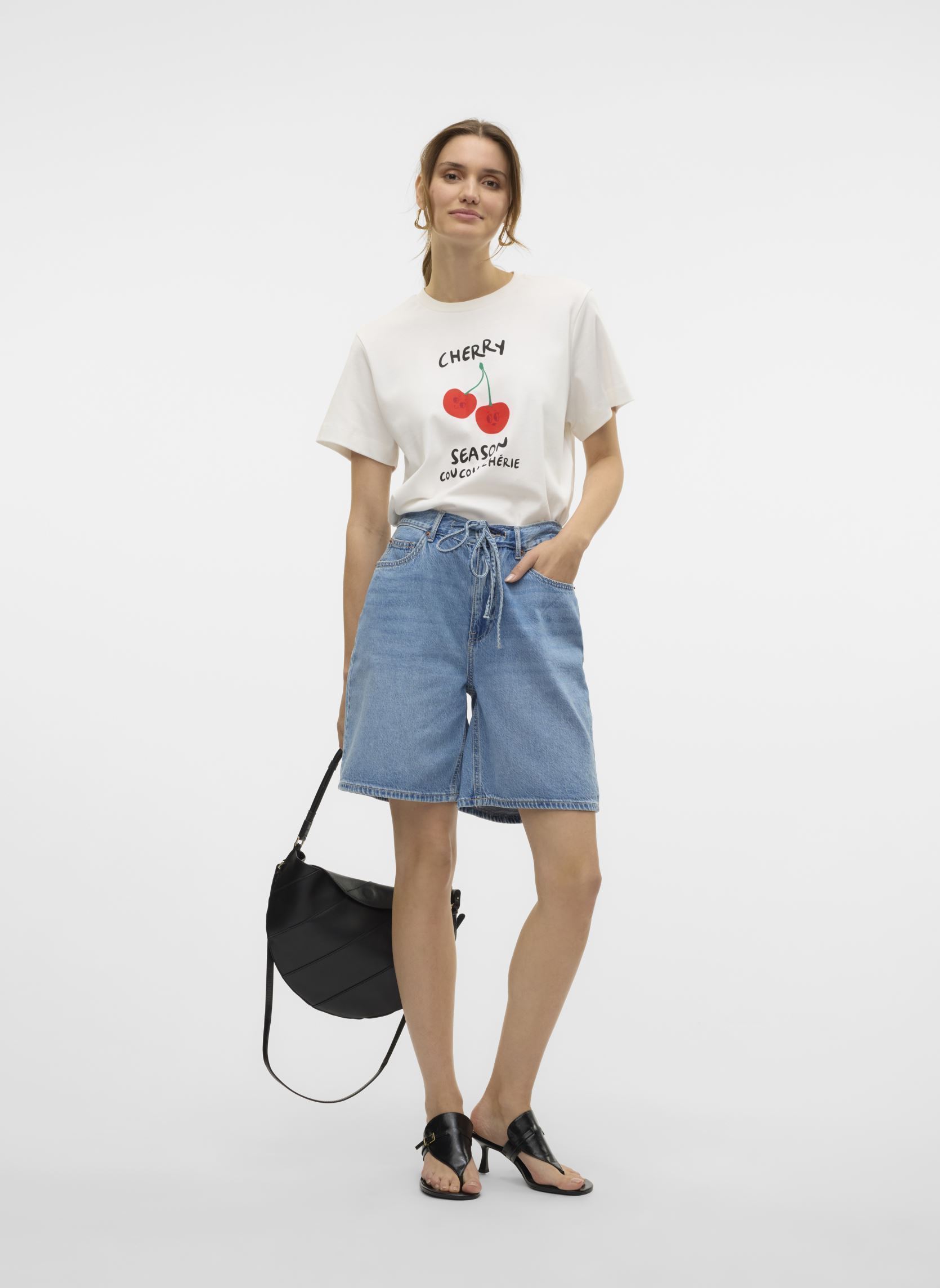 T-shirt a maniche corte VMSONYA METTE SS TOP BOX JRS GA CHERRY donna bianco Vero Moda T-shirt a maniche corte VMSONYA METTE SS TOP BOX JRS GA CHERRY donna bianco Snow white