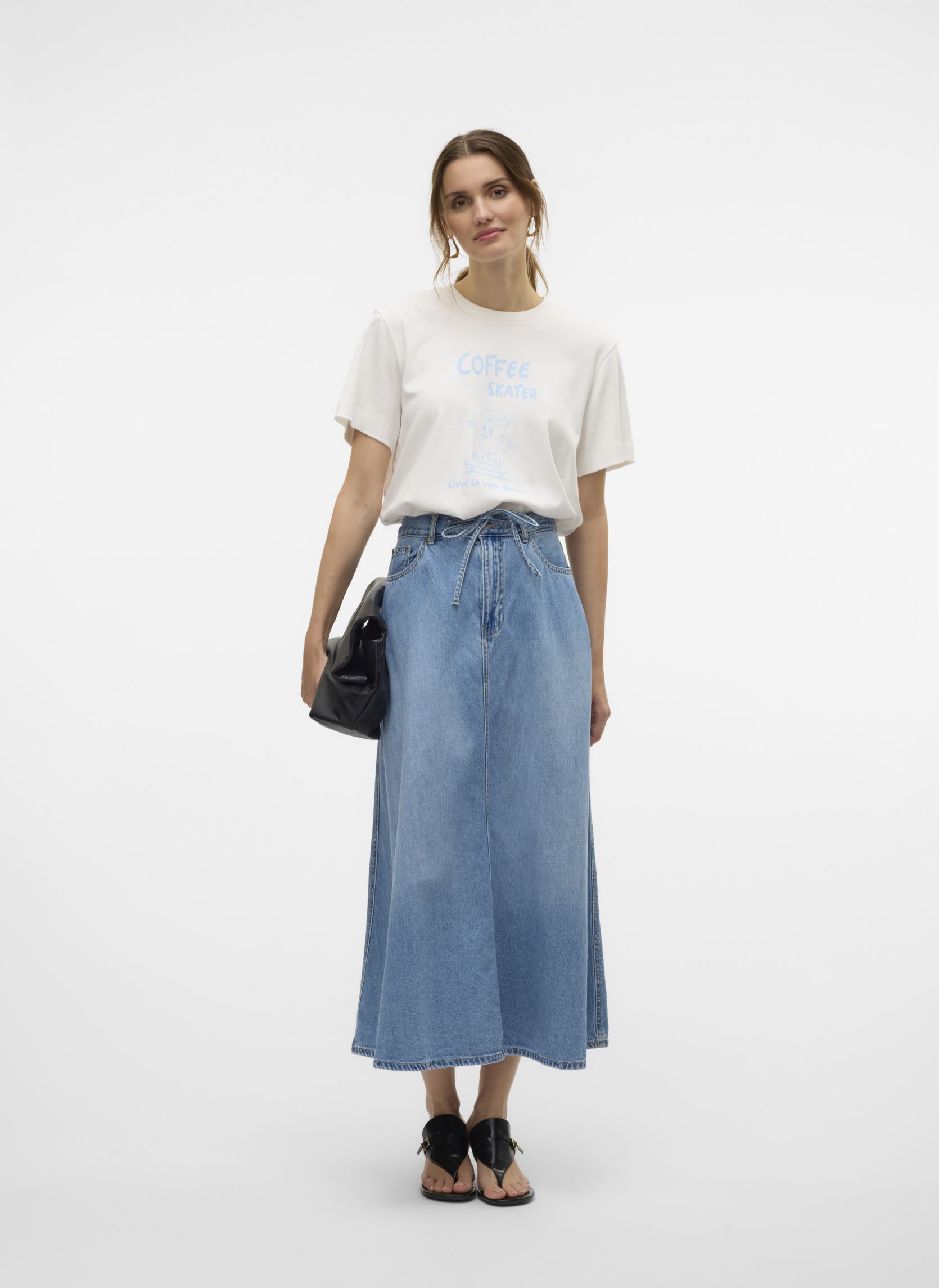 Tee-shirts manches courtes VMSONYA METTE SS TOP BOX JRS GA SKATER femme blanc Vero Moda Tee-shirts manches courtes VMSONYA METTE SS TOP BOX JRS GA SKATER femme blanc Snow white
