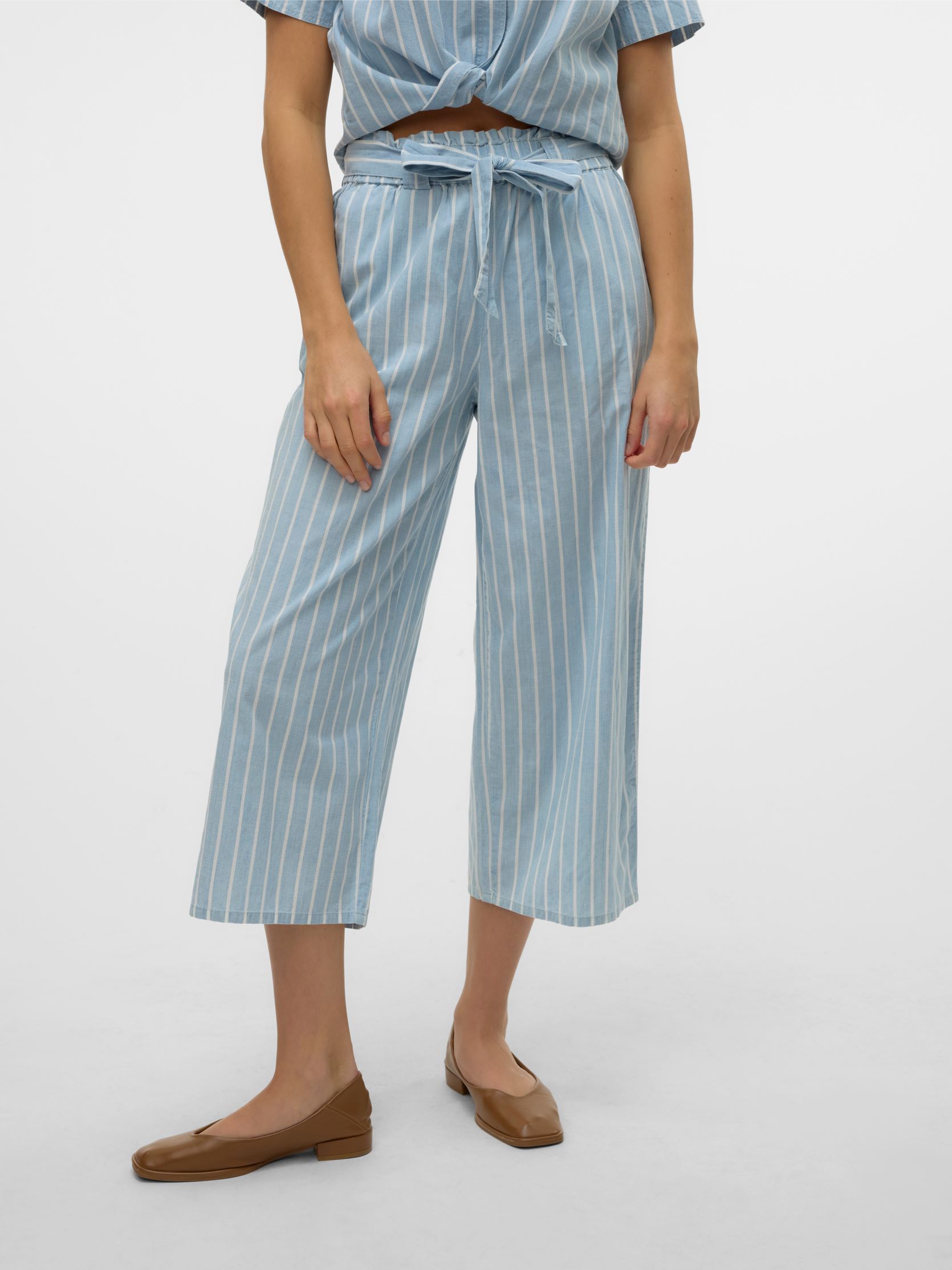 Vêtements Vero Moda VMXENIA HR CHAMBRAY PAPERBAG CULOTTE pour Accessoires