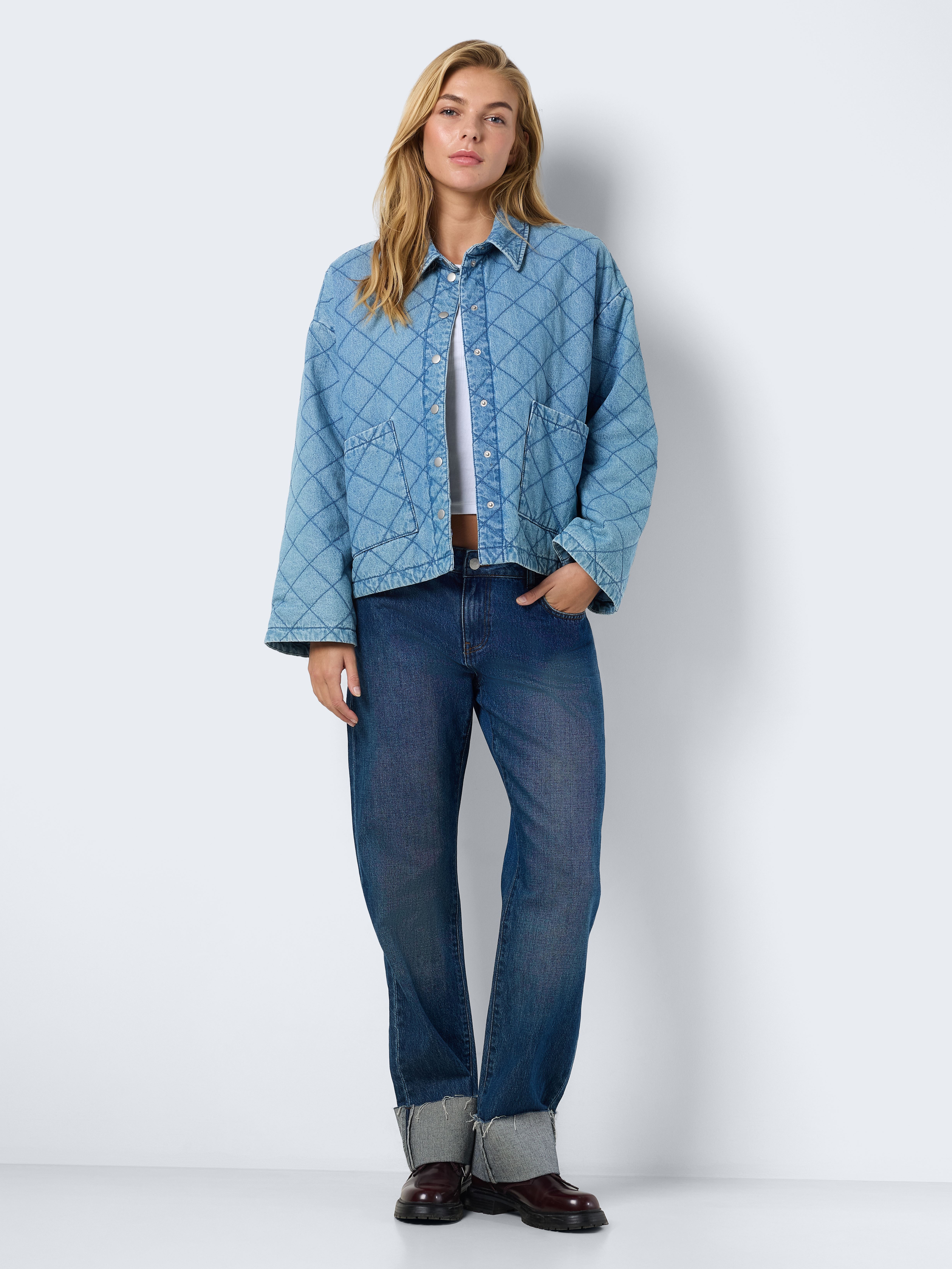 Jacken NMCLARA QUILT DENIM JACKET damen blau Noisy May Jacken NMCLARA QUILT DENIM JACKET damen blau Light Blue Denim