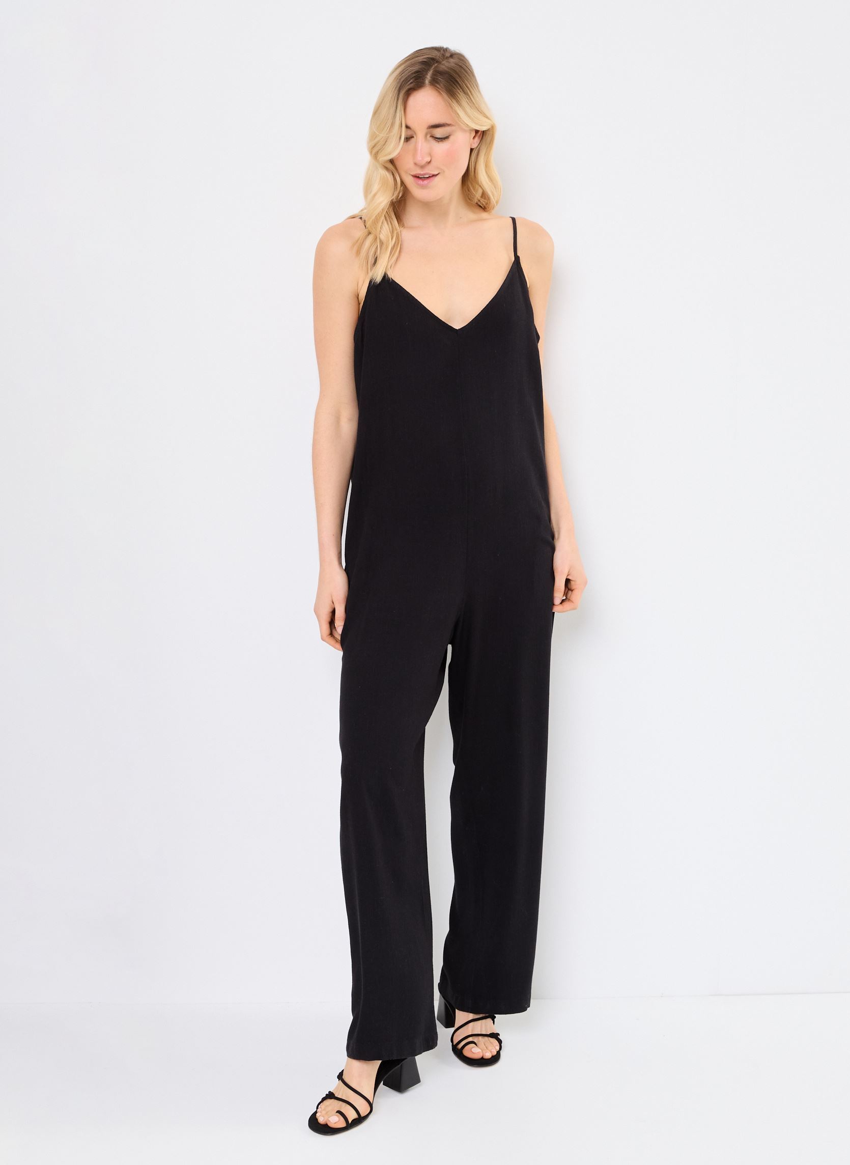 Broekpakken NMLEILANI S/L LONG JUMPSUIT WVN dames zwart Noisy May Broekpakken NMLEILANI S/L LONG JUMPSUIT WVN dames zwart Black