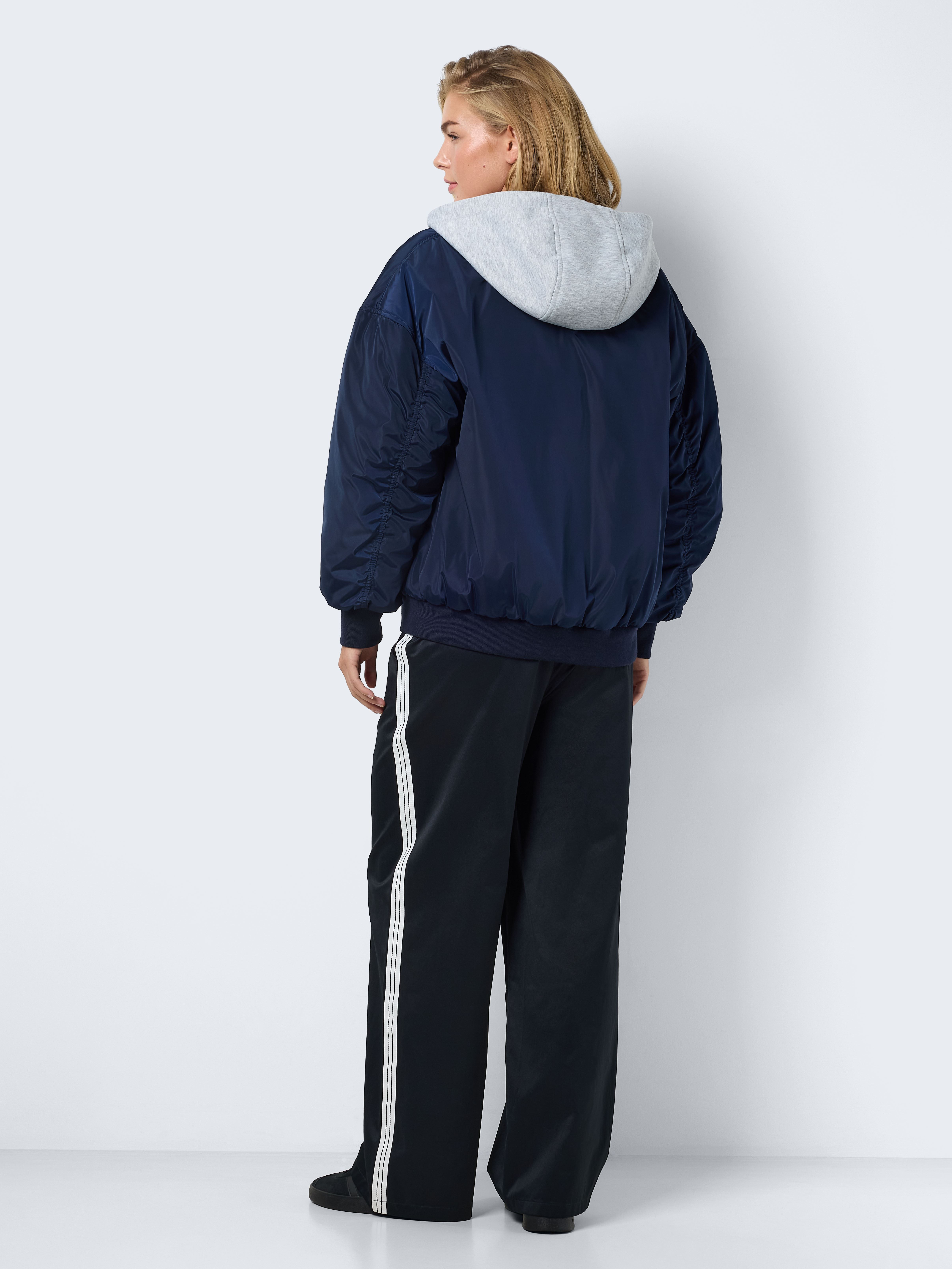 Giacca Trapuntata Donna NOISY MAY Nmtally L/S Bomber – Leggera Con Cappuccio E Tasse – Look Sportivo