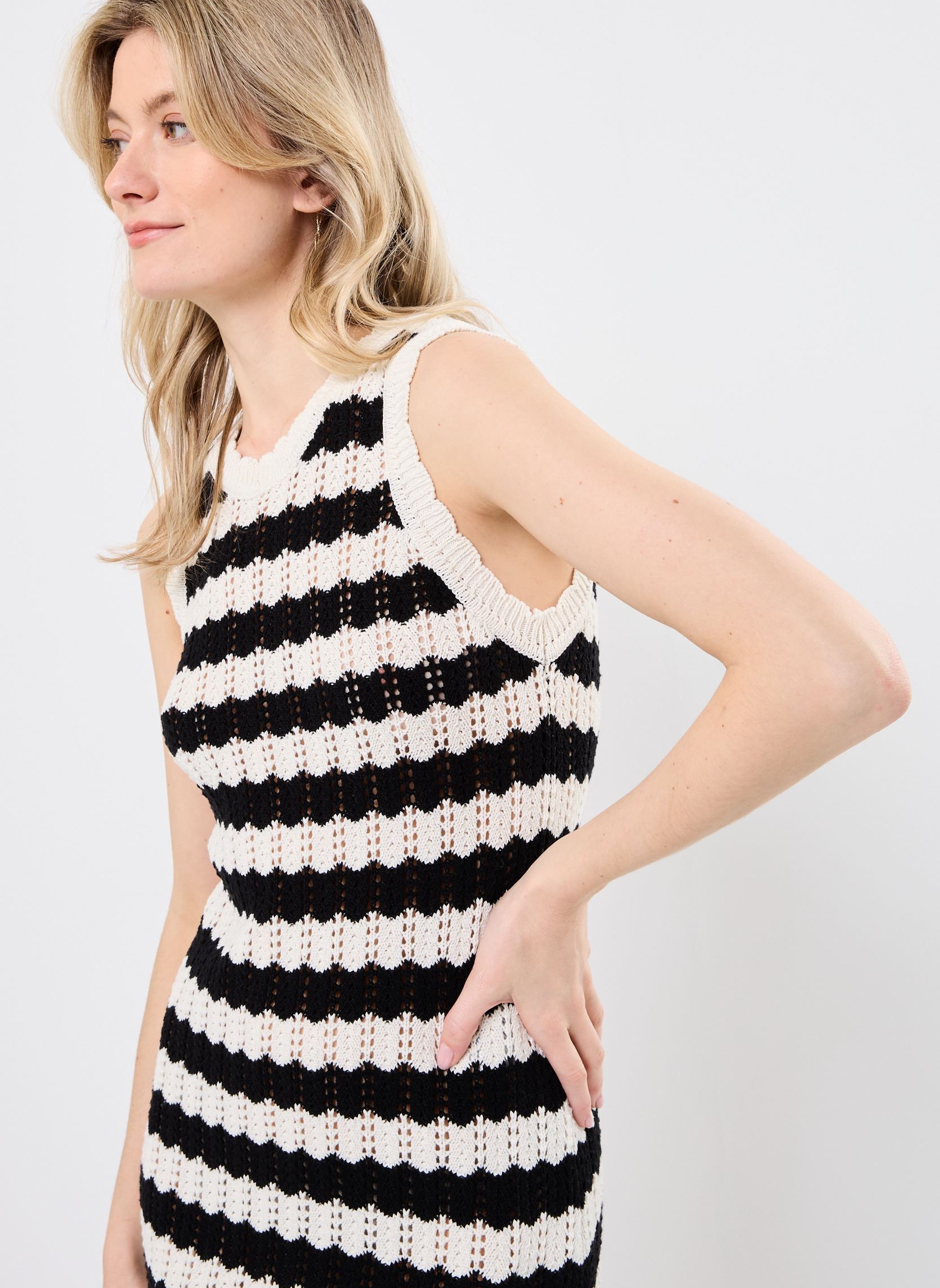 Noisy May Kleider NMLAIKA SL O-NECK KNIT DRESS FWD damen beige - online  kaufen | Sarenza Deutschland