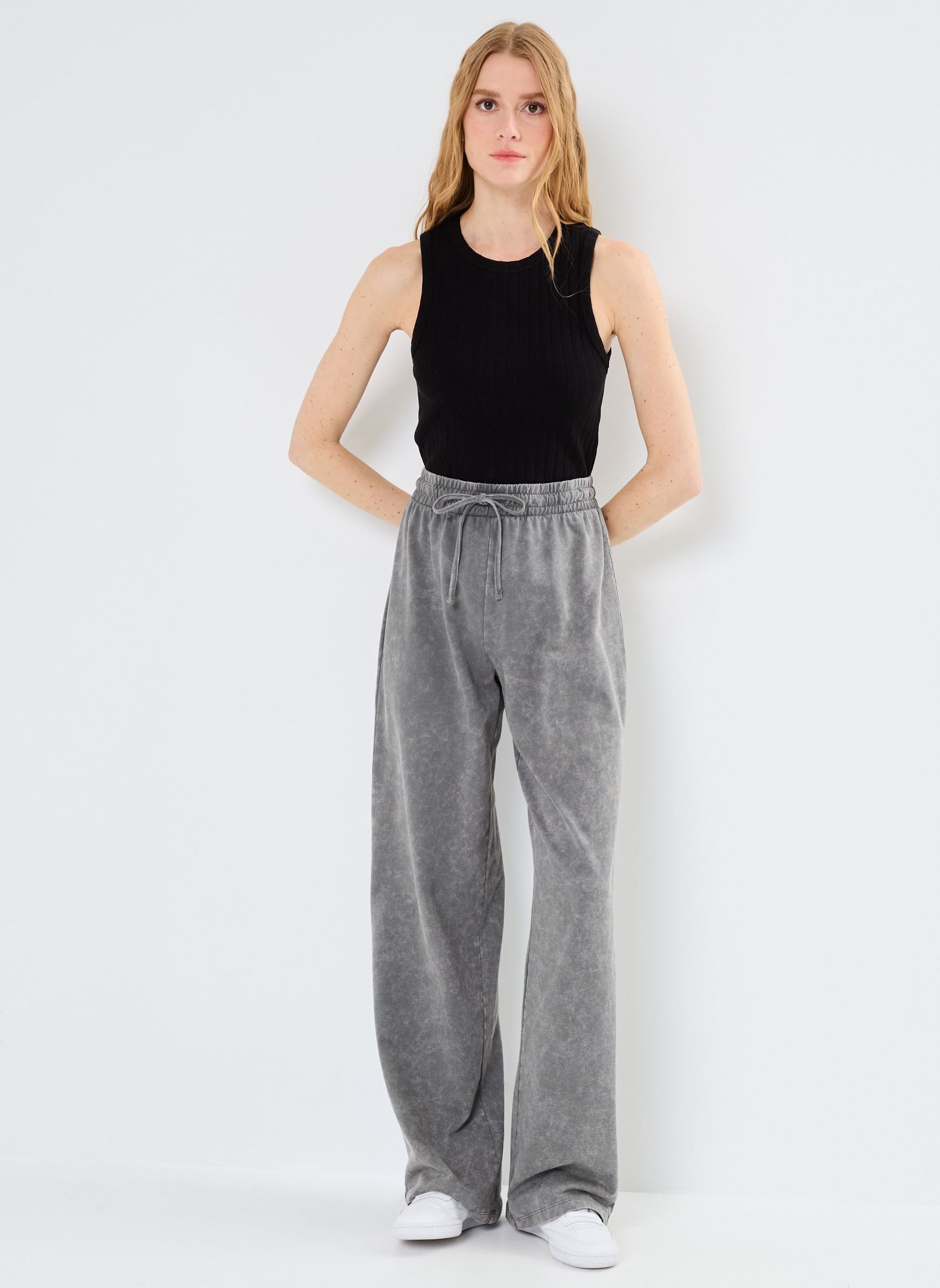 Pantalones de jogging NMROBIN HW SWEAT PANTS JRS mujer gris Noisy May Pantalones de jogging NMROBIN HW SWEAT PANTS JRS mujer gris Charcoal Gray