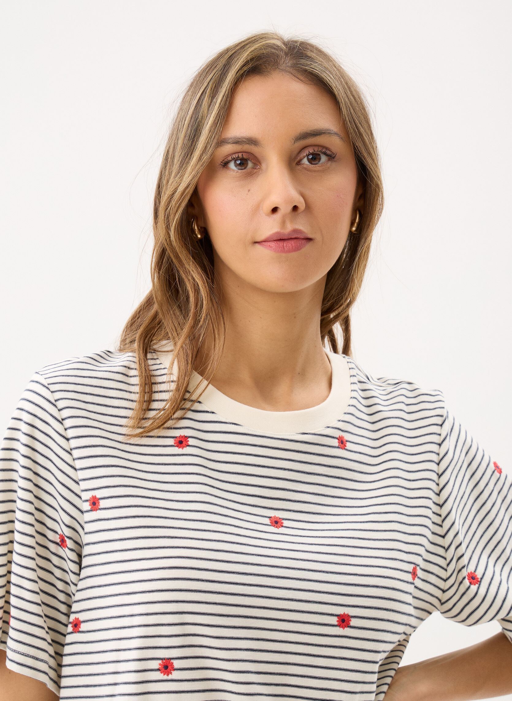 Tee-shirts manches courtes JOSEF femme bleu Des Petits Hauts Tee-shirts manches courtes JOSEF femme bleu Marine/Homard