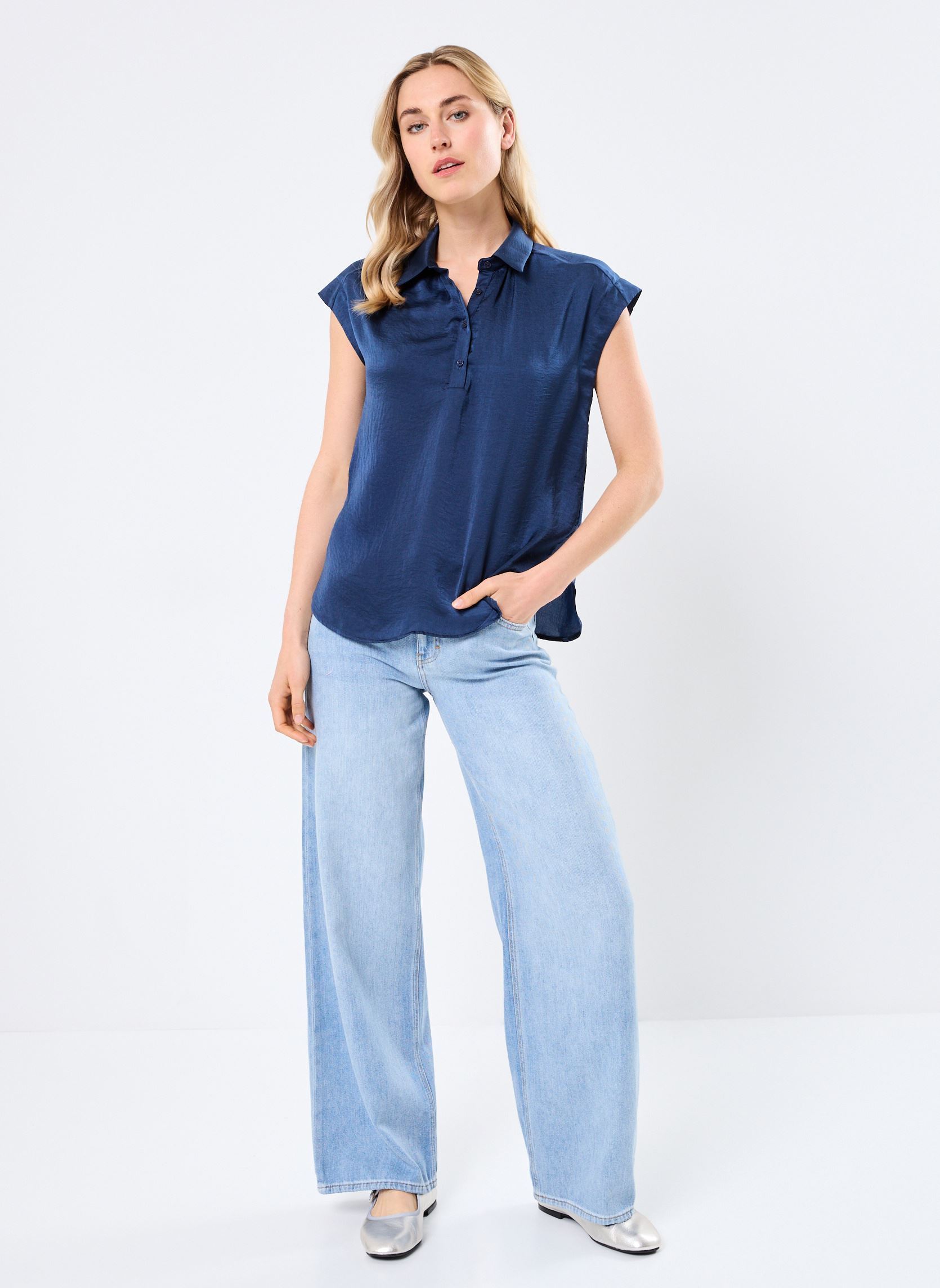 T-shirts ML25DP dames blauw Lili Sidonio T-shirts ML25DP dames blauw NAVY BLUE