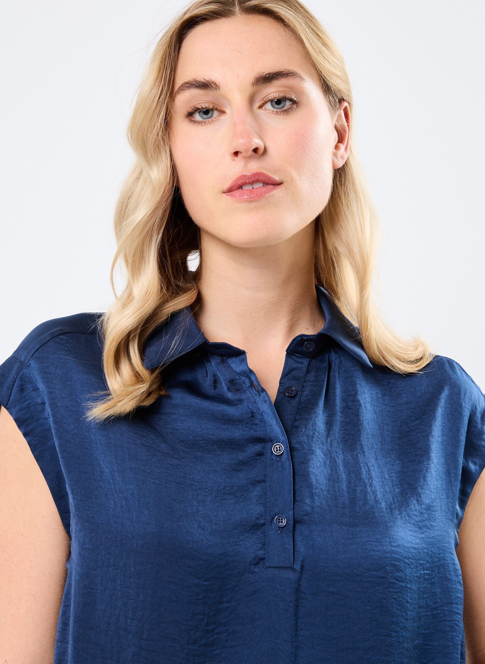 T-shirts ML25DP dames blauw Lili Sidonio T-shirts ML25DP dames blauw NAVY BLUE