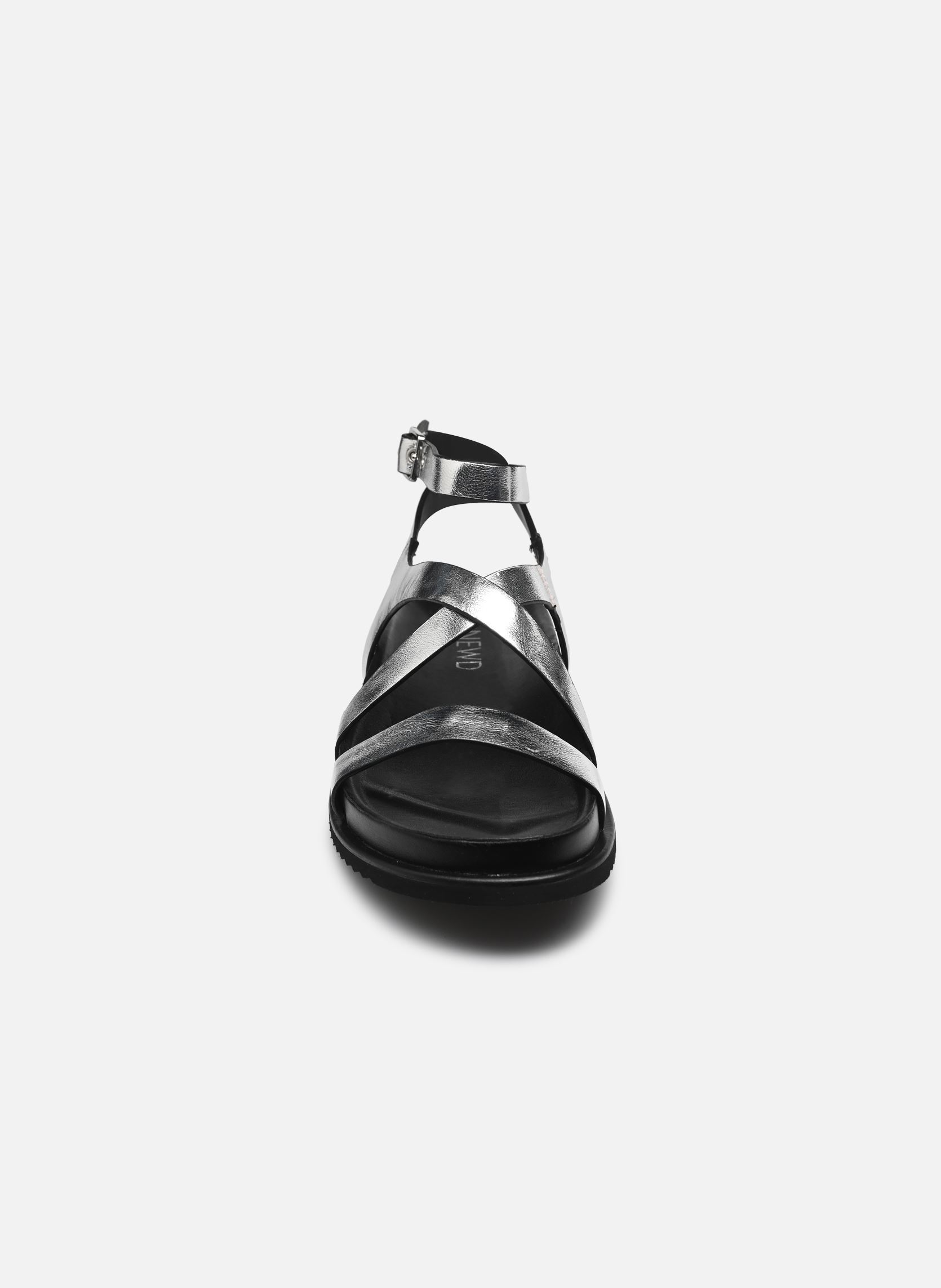 Platte sandalen 28402-44 dames zilver NEWD. Platte sandalen 28402-44 dames zilver SILVER