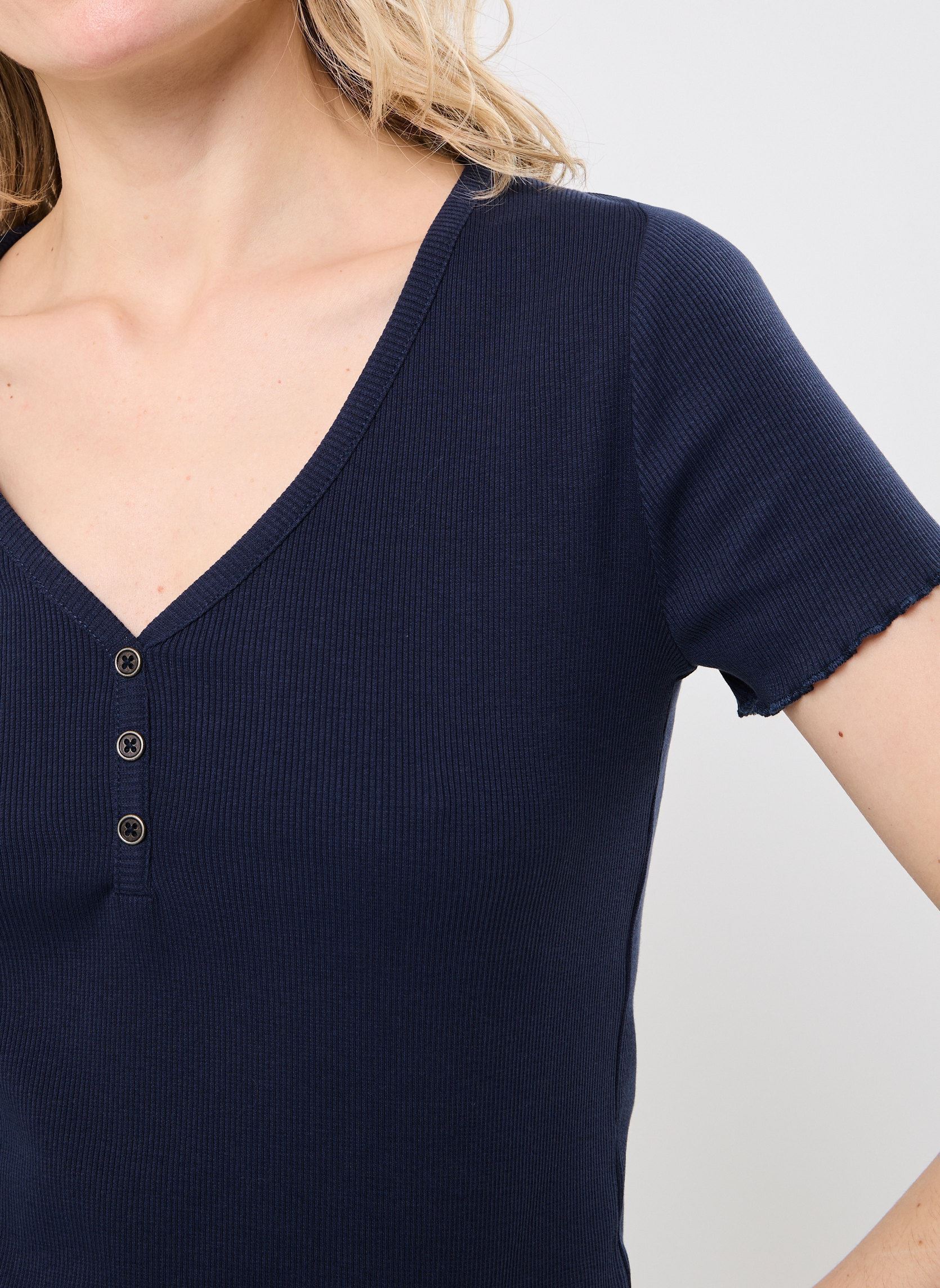 Tee-shirts manches courtes TRINITE femme bleu MADE BY Tee-shirts manches courtes TRINITE femme bleu BLACK IRIS