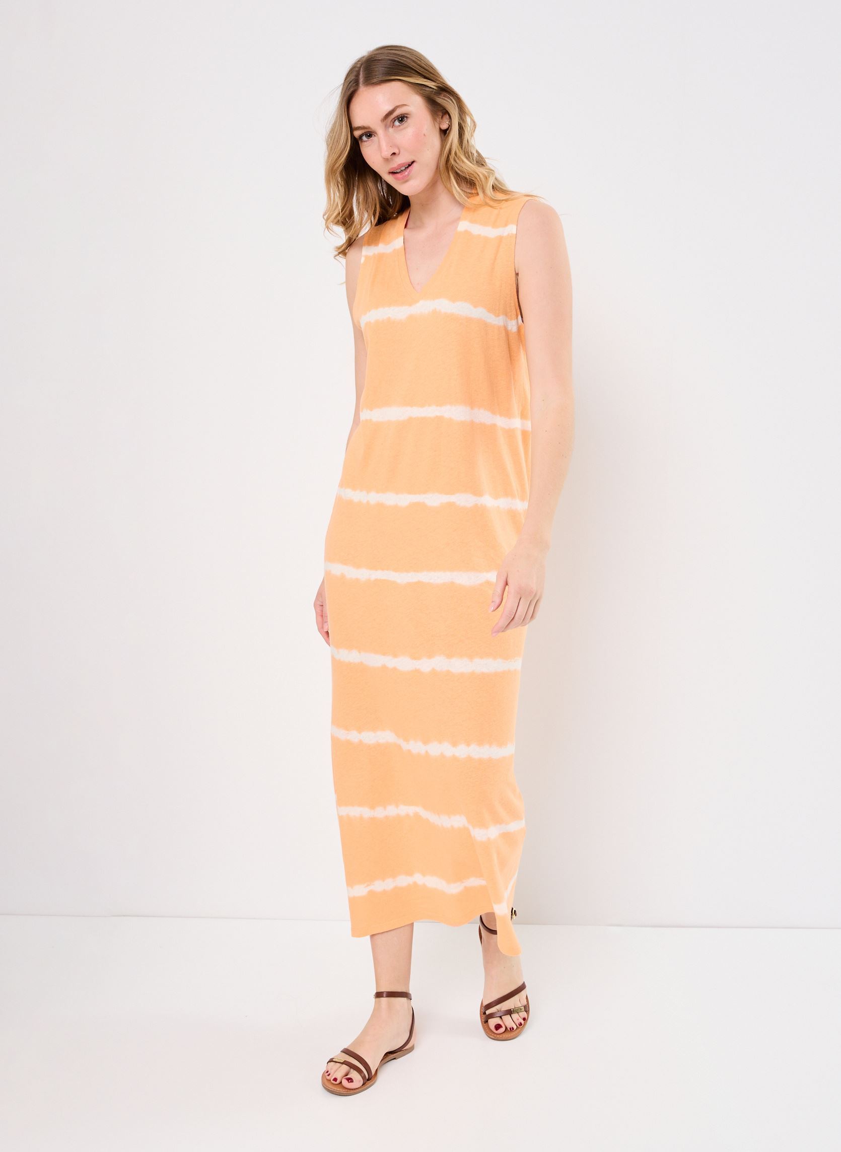 Robes longues SAGRADA FANCY femme orange Absolut Cashmere Robes longues SAGRADA FANCY femme orange HORIZON NECTARINE