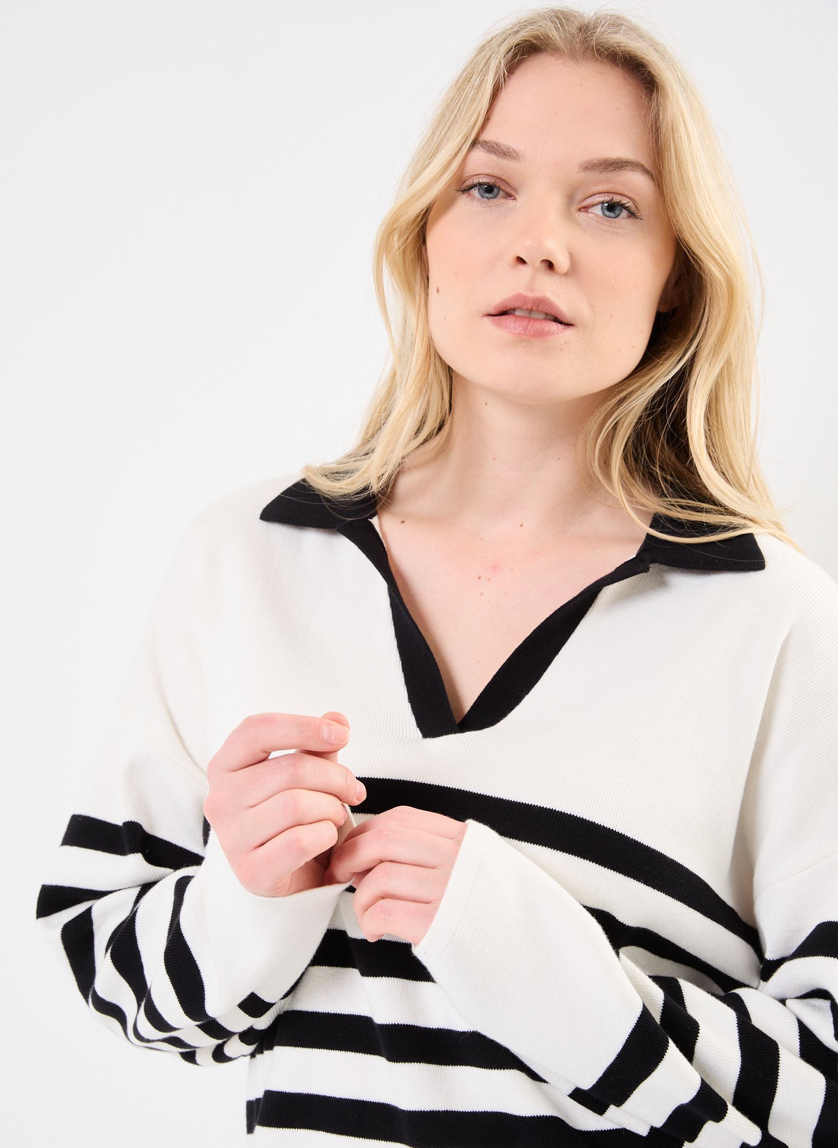 Pulls B118025 femme blanc IKKS Women Pulls B118025 femme blanc 02-NOIR