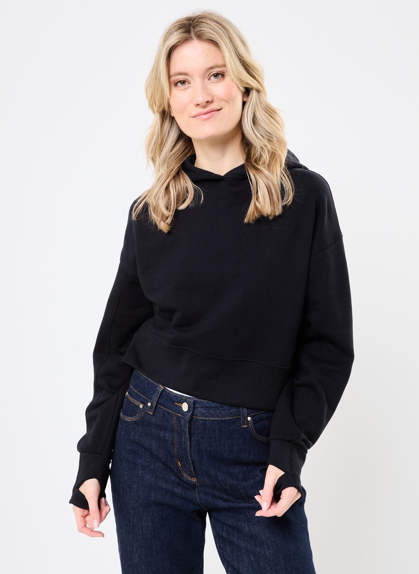 Sweatshirts E25 ARLETTE SWEAT CAPUCHE femme noir Gertrude Sweatshirts E25 ARLETTE SWEAT CAPUCHE femme noir BLACK