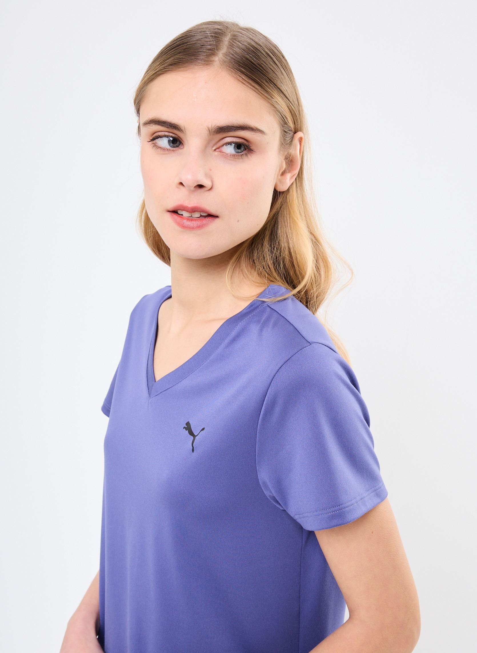 Kurzarm-T-Shirts W TAD ESSENTIAL VNECK Tee damen blau Puma Kurzarm-T-Shirts W TAD ESSENTIAL VNECK Tee damen blau Blue Crystal