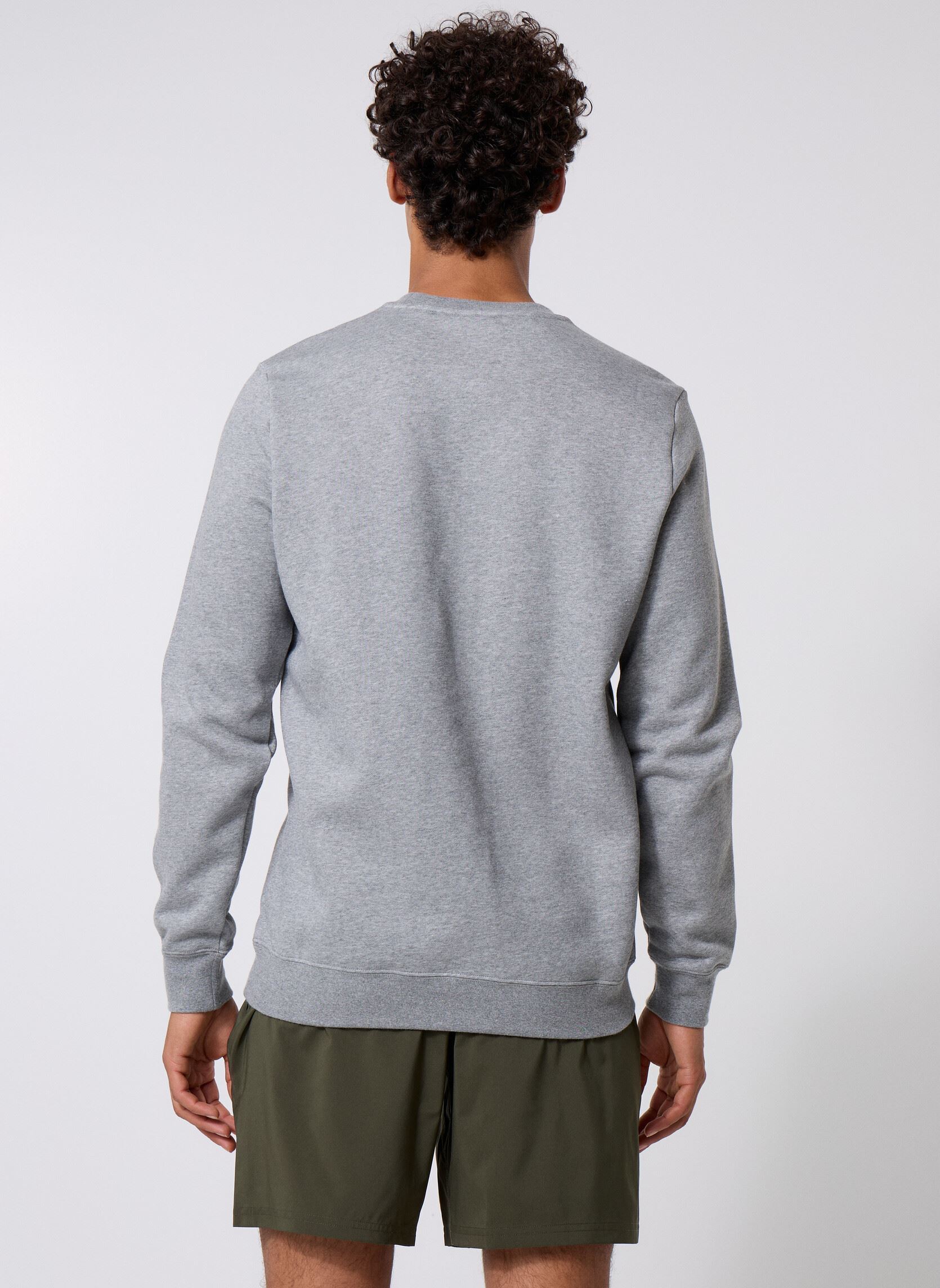 Sudaderas ESS Crew FL hombre gris Puma Sudaderas ESS Crew FL hombre gris Medium Gray Heather