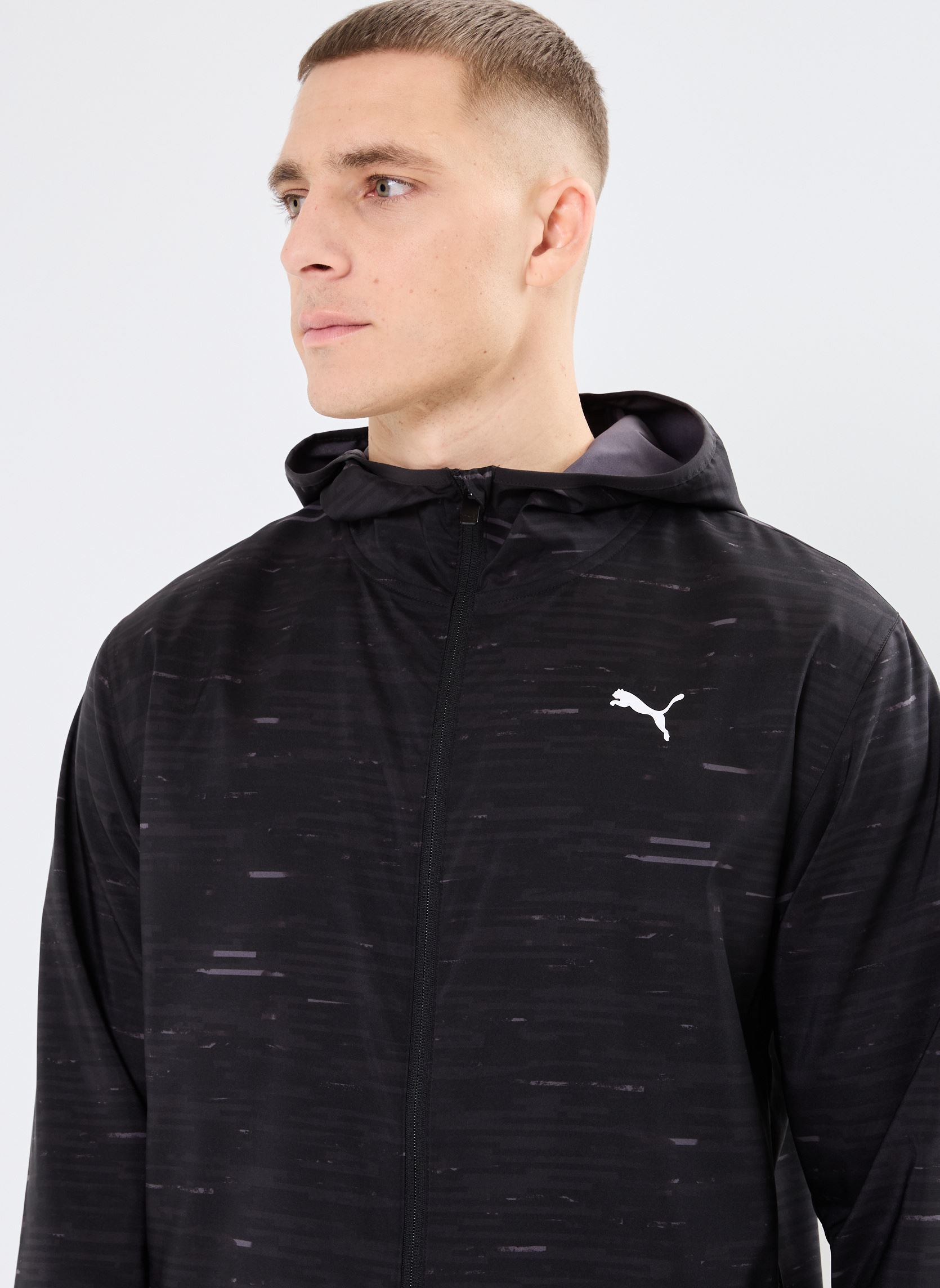 Vestes de survêtement M TAD ESSENTIAL AOP Woven Jacket homme noir Puma Vestes de survêtement M TAD ESSENTIAL AOP Woven Jacket homme noir Puma Black
