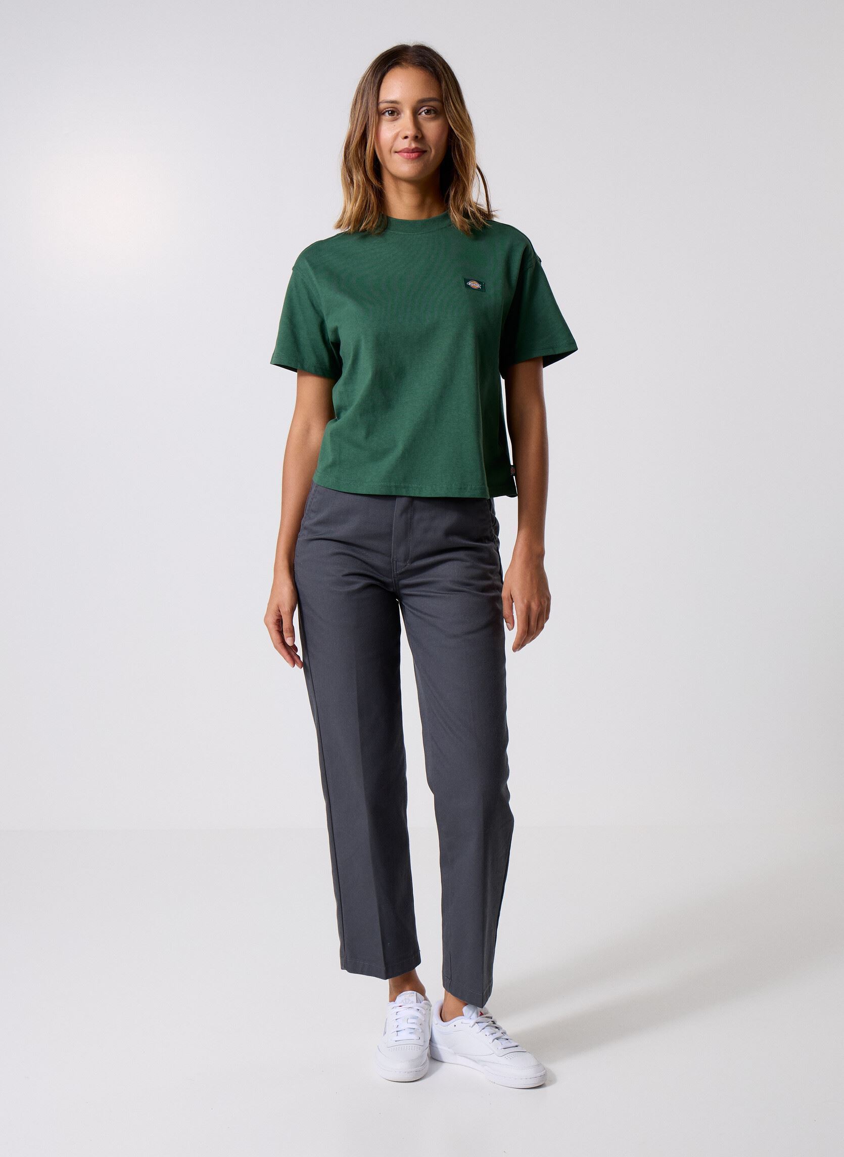 Tee-shirts OAKPORT BOXY SS TEE femme vert Dickies Tee-shirts OAKPORT BOXY SS TEE femme vert PINE NEEDLE GREEN