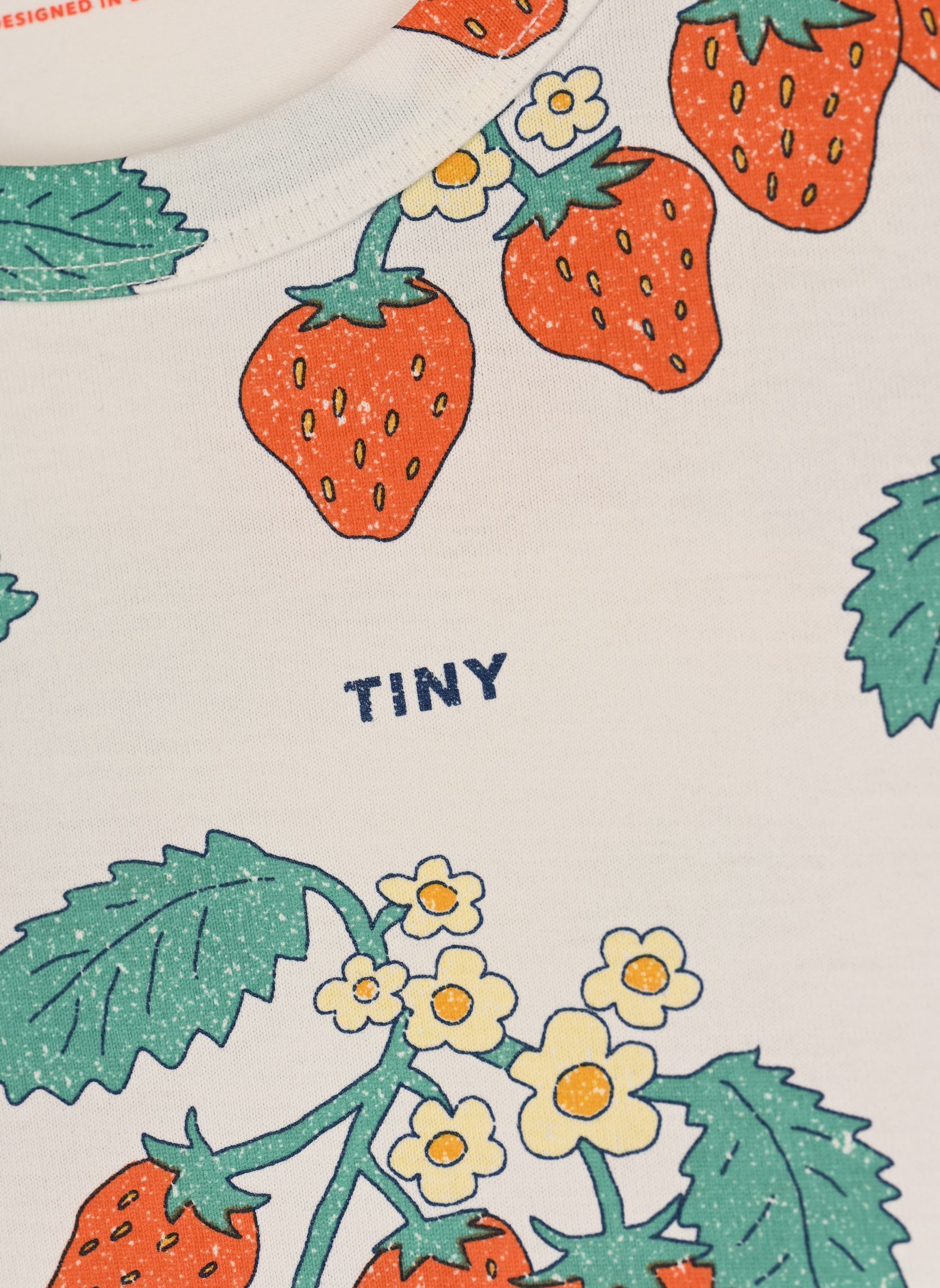 Kurzarm-T-Shirts Strawberries Tee weiß Tinycottons Kurzarm-T-Shirts Strawberries Tee weiß Off-White