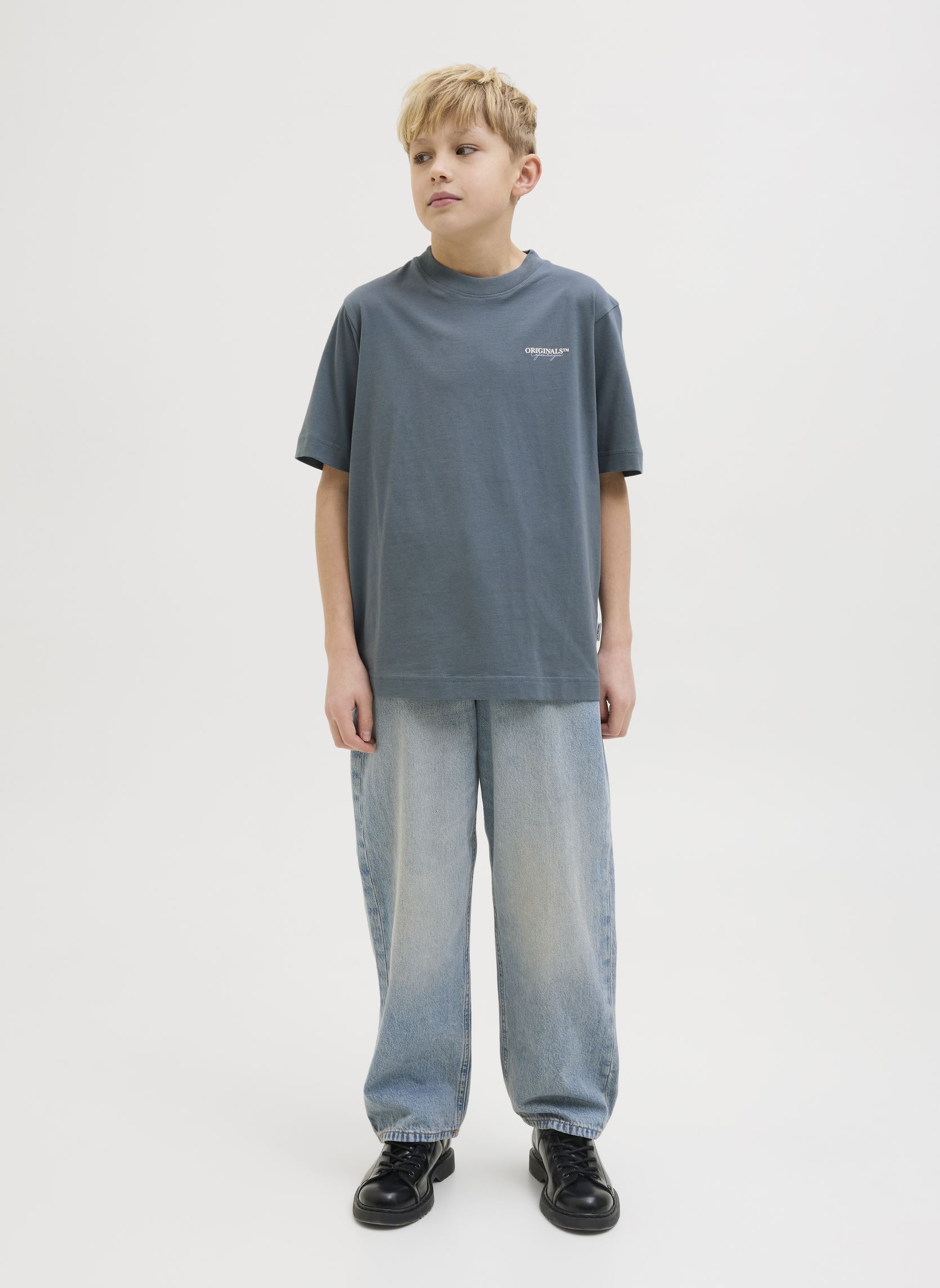 Tee-shirts manches courtes Jorislington Type Tee Ss Crew N. Sn Jnr garçon gris Jack & Jones Tee-shirts manches courtes Jorislington Type Tee Ss Crew N. Sn Jnr garçon gris STORMY WEATHER