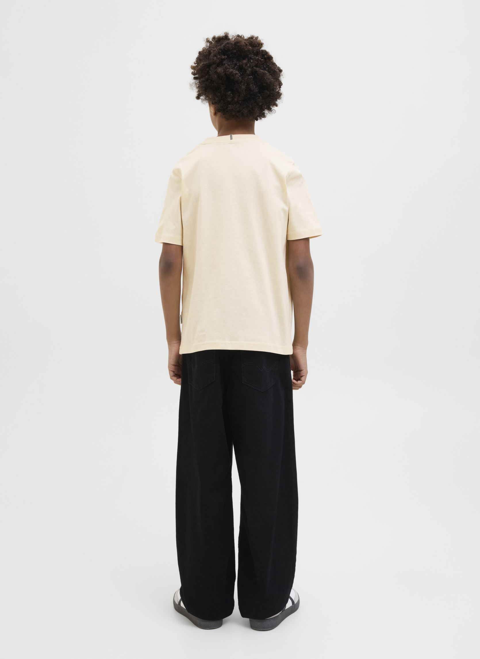 Tee-shirts manches courtes Jorfrederiksberg Boxscript Tee Ss Sn Jnr garçon blanc Jack & Jones Tee-shirts manches courtes Jorfrederiksberg Boxscript Tee Ss Sn Jnr garçon blanc ANTIQUE WHITE