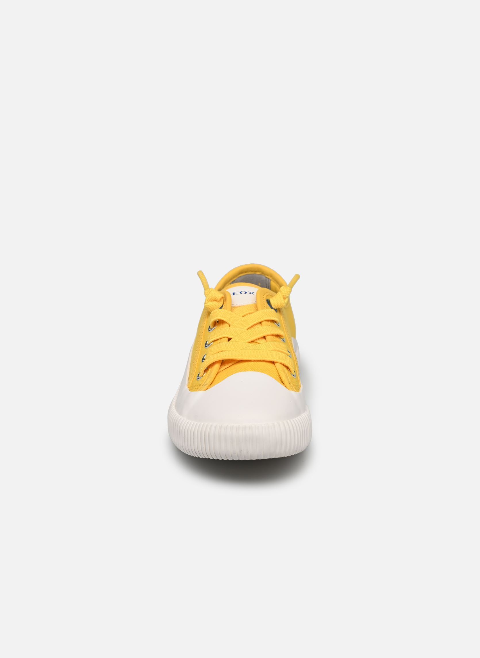 Baskets basses J TIPPESTE BOY A garçon jaune Geox Baskets basses J TIPPESTE BOY A garçon jaune Yellow/white