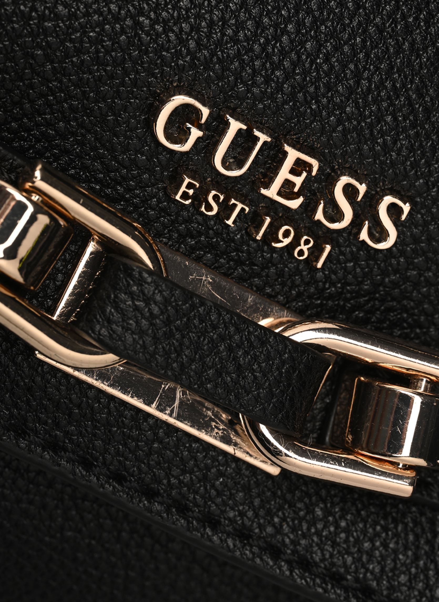 Schoudertassen SILVYE CONVERTIBLE XBODY FLAP dames zwart Guess Schoudertassen SILVYE CONVERTIBLE XBODY FLAP dames zwart BLACK