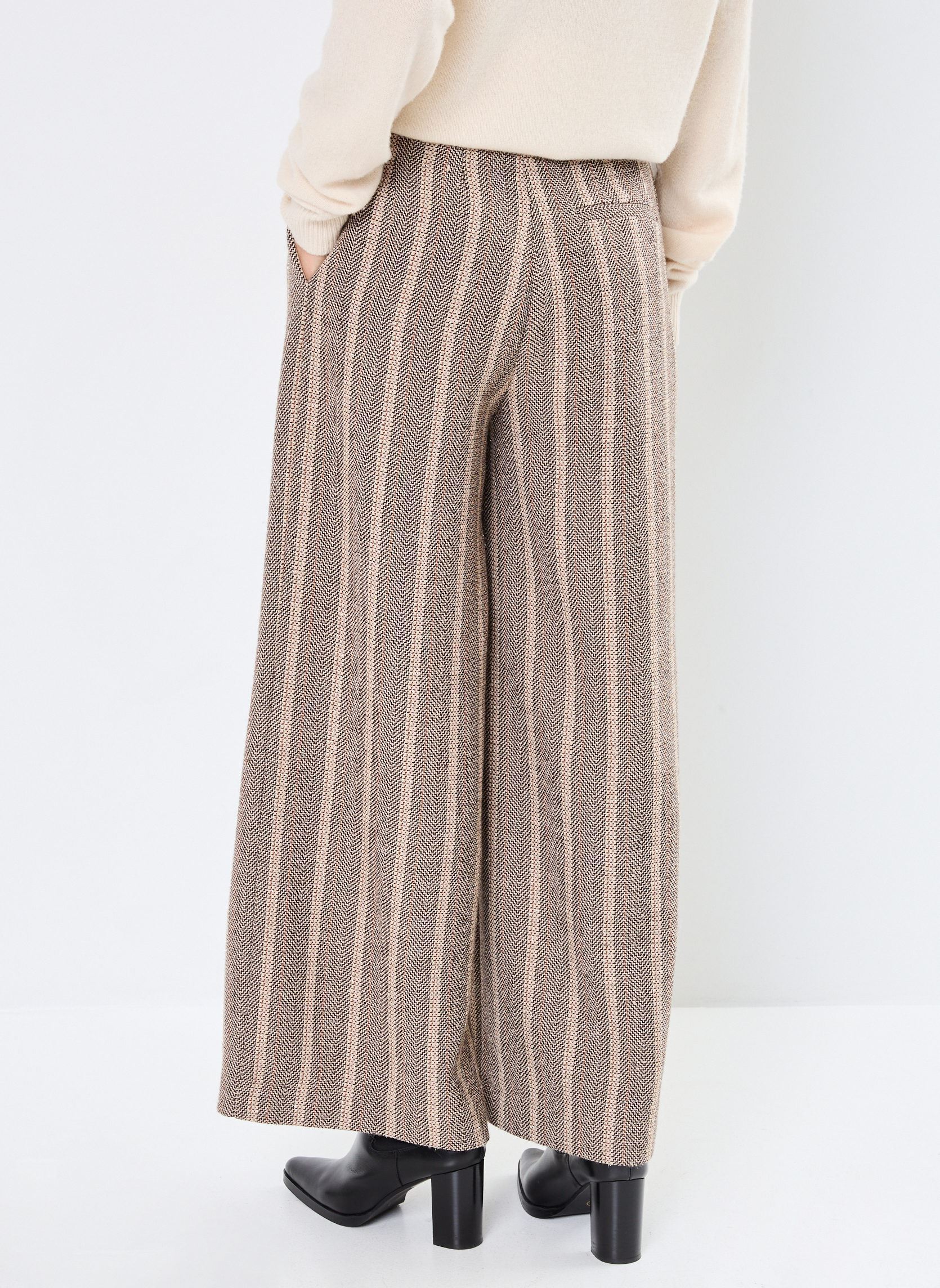 Pantalons larges LADIES WOVEN PANTS T1872CH femme beige Molly Bracken Pantalons larges LADIES WOVEN PANTS T1872CH femme beige Beige