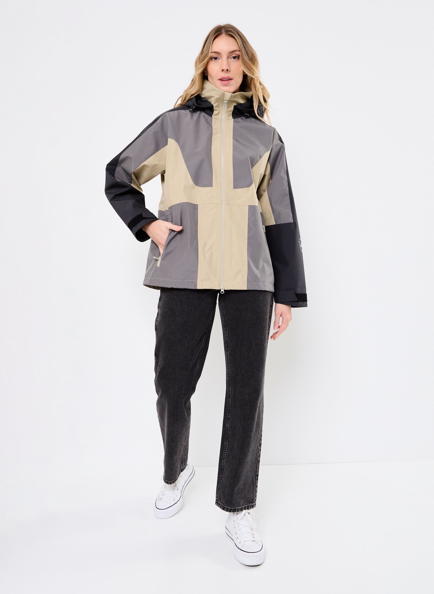 Vestes imperméable Asmc Tn Bp J femme gris adidas by Stella McCartney Vestes imperméable Asmc Tn Bp J femme gris CARBON/DEEDOV/DESSAN