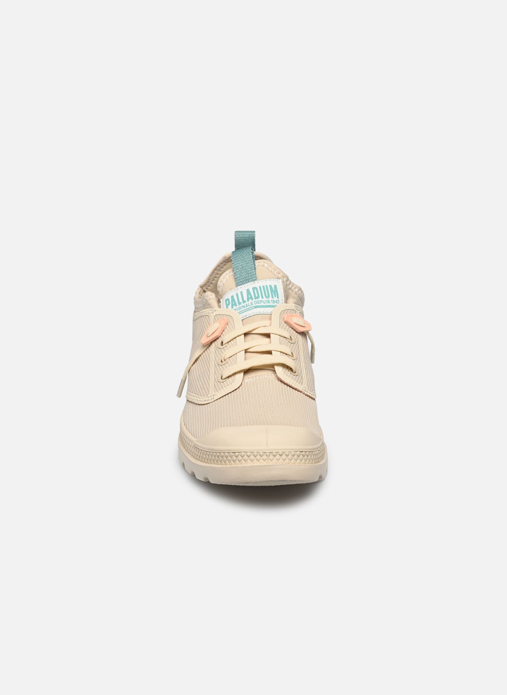 Print sneakers Pampa Lt Travl Lo Vt dames beige Palladium Print sneakers Pampa Lt Travl Lo Vt dames beige ALMOND MILK