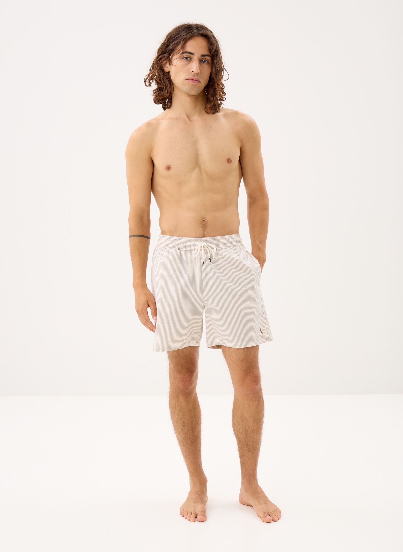 Shorts Traveler-Mid-Trunk 710957784 heren beige Polo Ralph Lauren Shorts Traveler-Mid-Trunk 710957784 heren beige COASTAL BEIGE SEERSUCKER