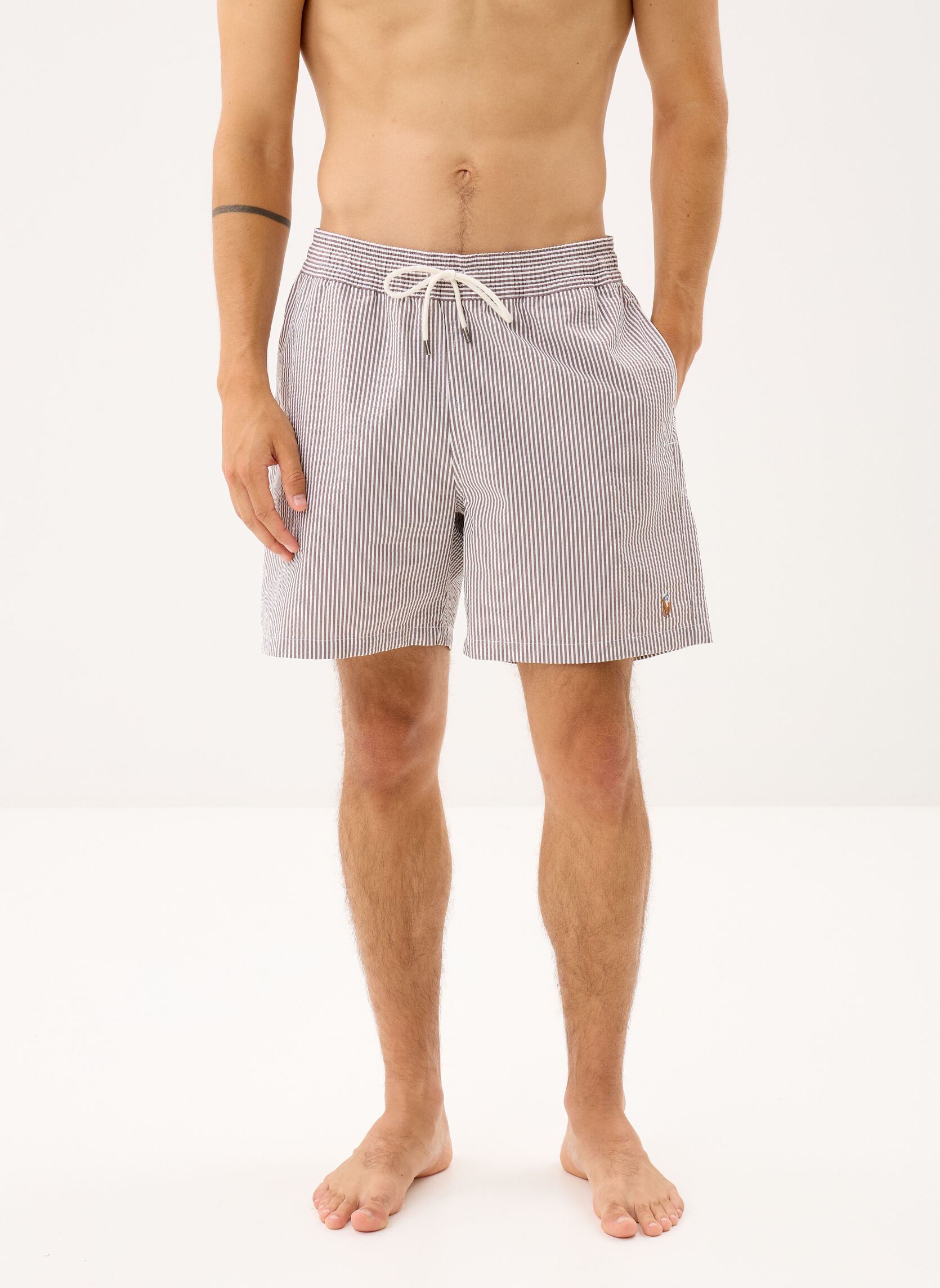 Shorts Traveler-Mid-Trunk 710957784 heren bruin Polo Ralph Lauren Shorts Traveler-Mid-Trunk 710957784 heren bruin NUTMEG BROWN SEERSUCKER