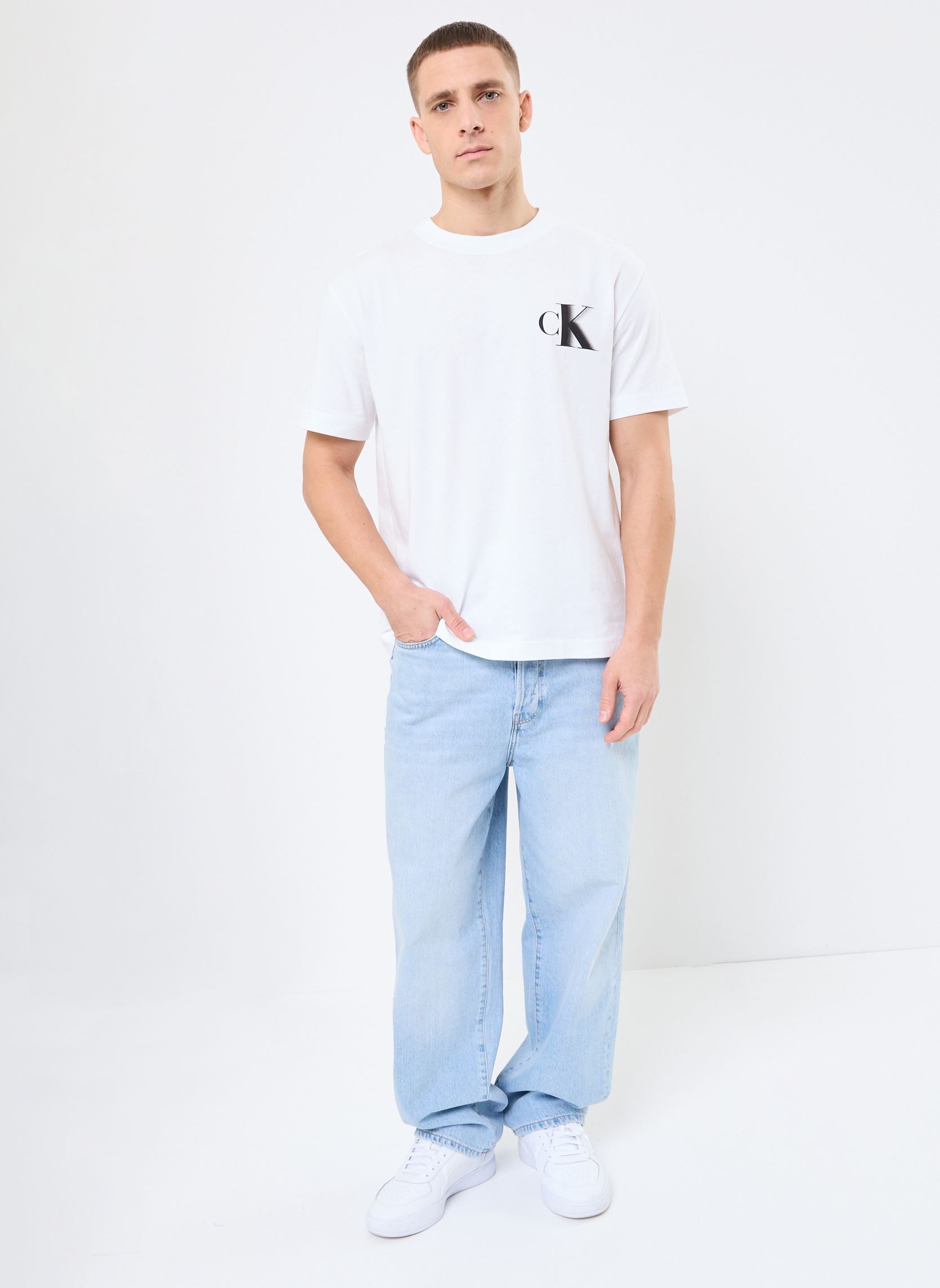 Tee-shirts manches courtes Bold Ck Tee J30J327475 homme blanc Calvin Klein Jeans Tee-shirts manches courtes Bold Ck Tee J30J327475 homme blanc BRIGHT WHITE