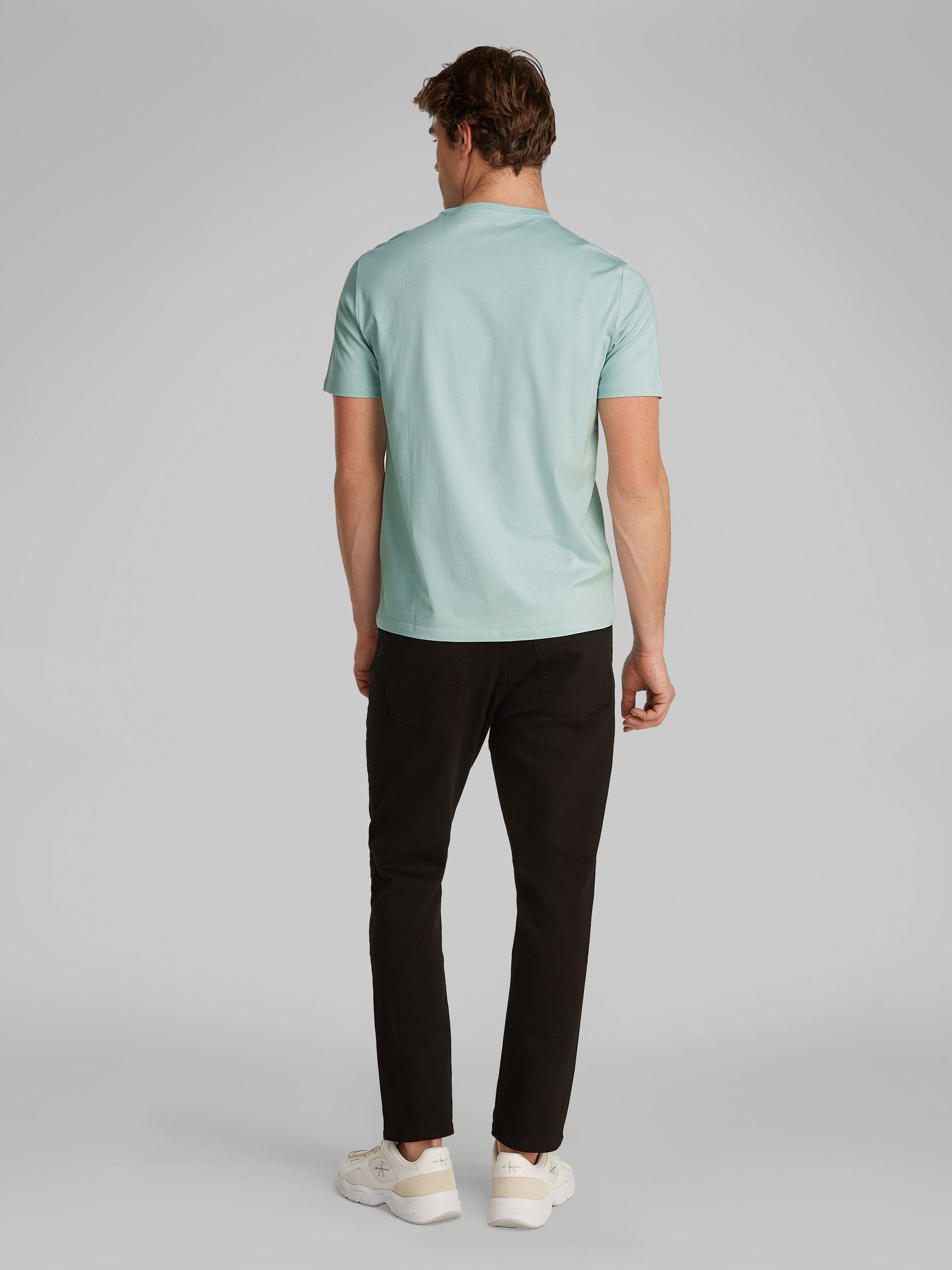 Tee-shirts manches courtes Ss Hero Monologo Tee LV040EM286 homme gris Calvin Klein Jeans Tee-shirts manches courtes Ss Hero Monologo Tee LV040EM286 homme gris HARBOR GRAY