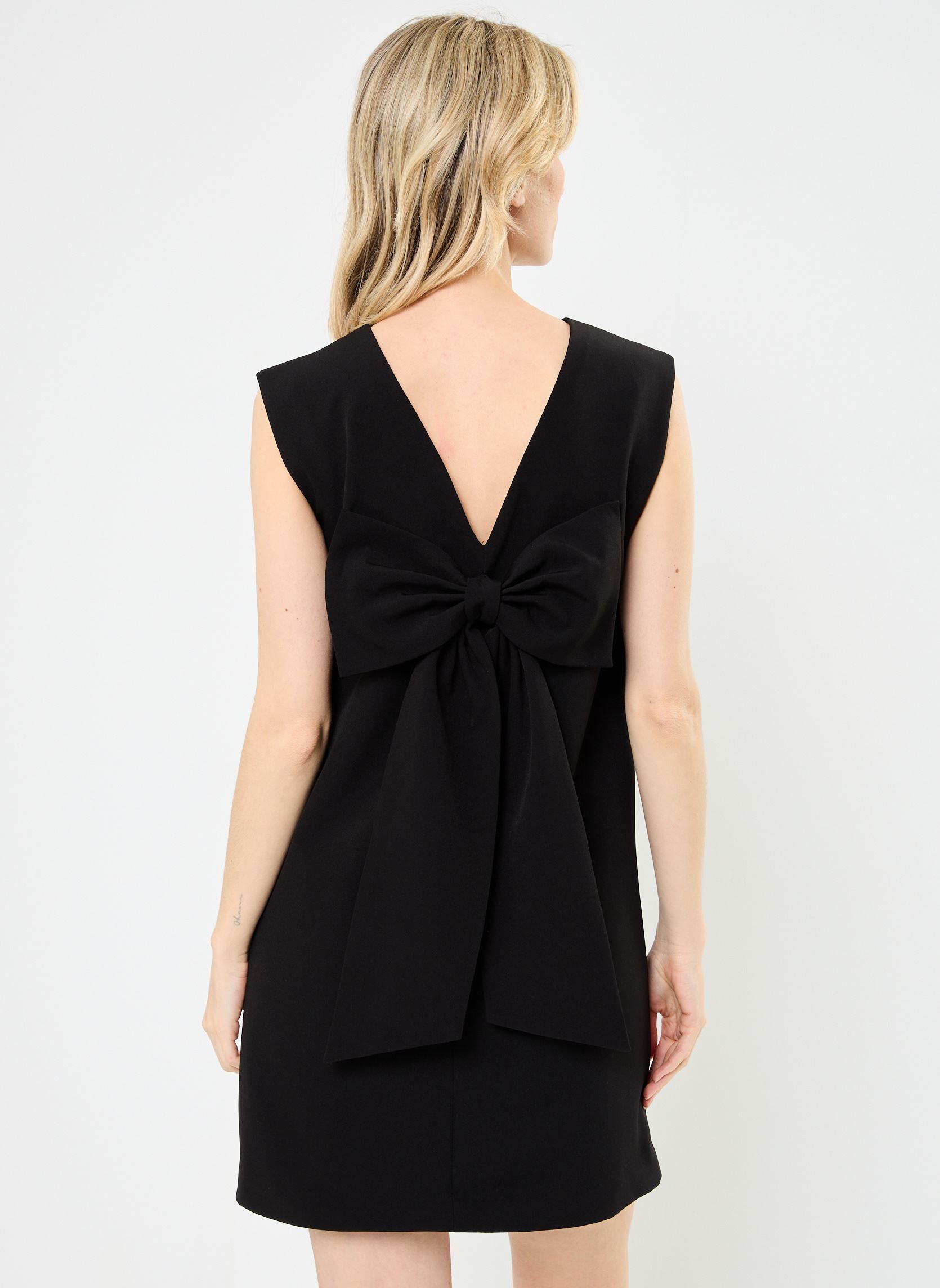 Abiti VIGERY O-NECK S/L SHORT DRESS/DC donna nero Vila Abiti VIGERY O-NECK S/L SHORT DRESS/DC donna nero Black Beauty