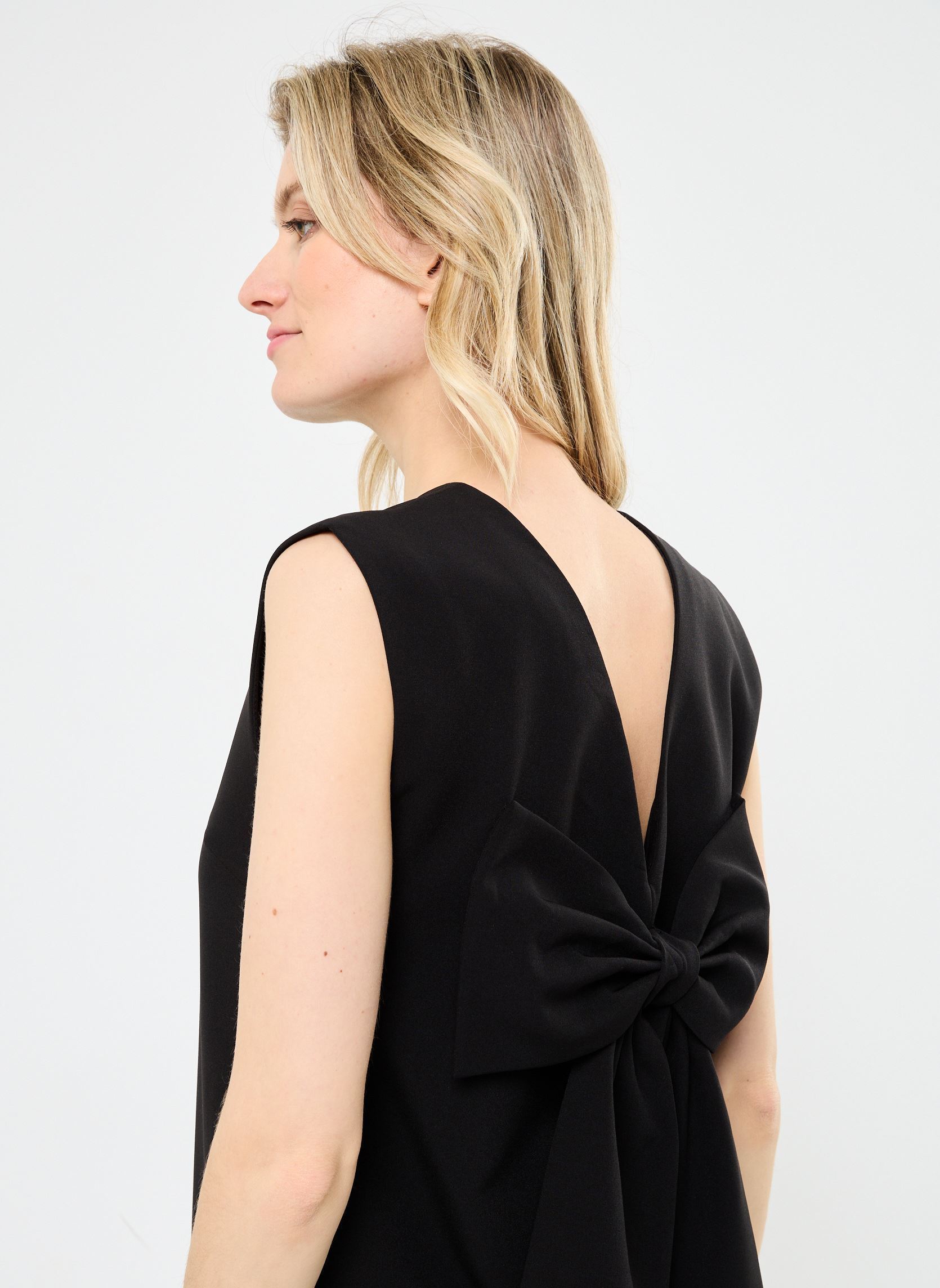 Abiti VIGERY O-NECK S/L SHORT DRESS/DC donna nero Vila Abiti VIGERY O-NECK S/L SHORT DRESS/DC donna nero Black Beauty
