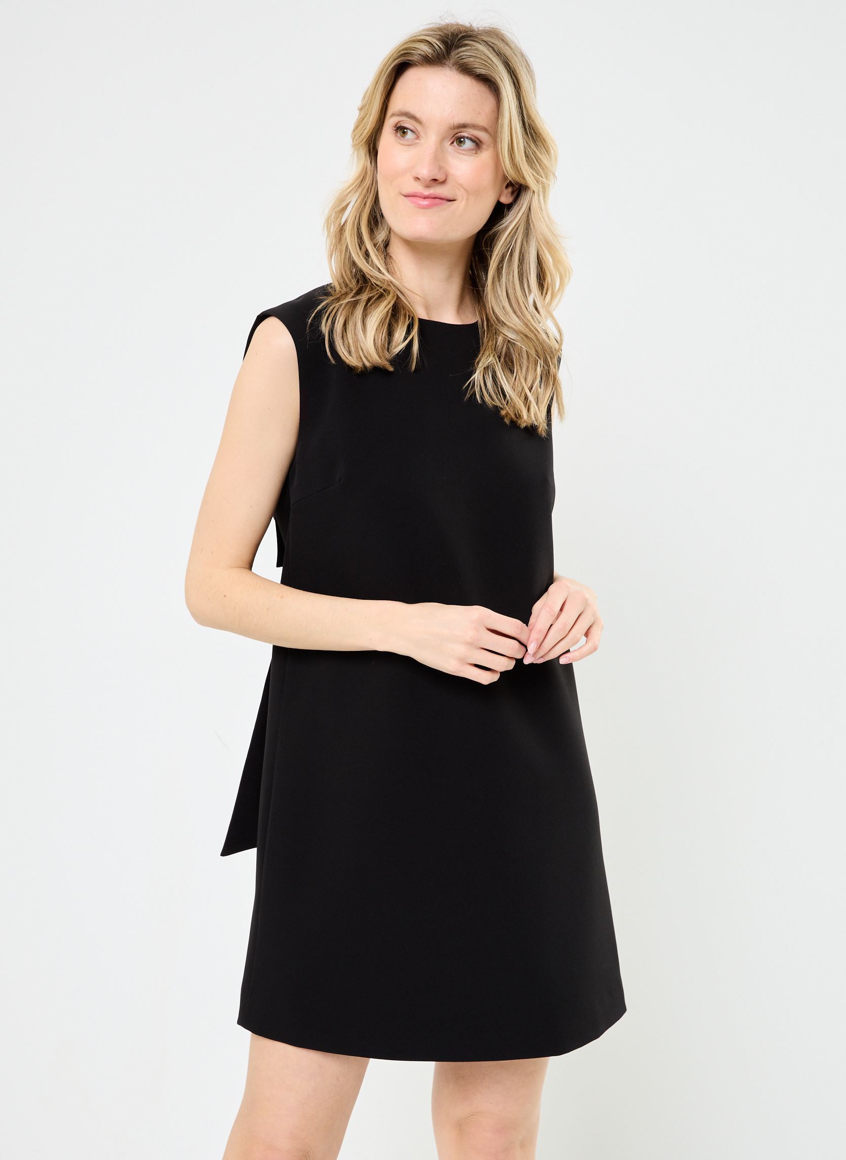Abiti VIGERY O-NECK S/L SHORT DRESS/DC donna nero Vila Abiti VIGERY O-NECK S/L SHORT DRESS/DC donna nero Black Beauty
