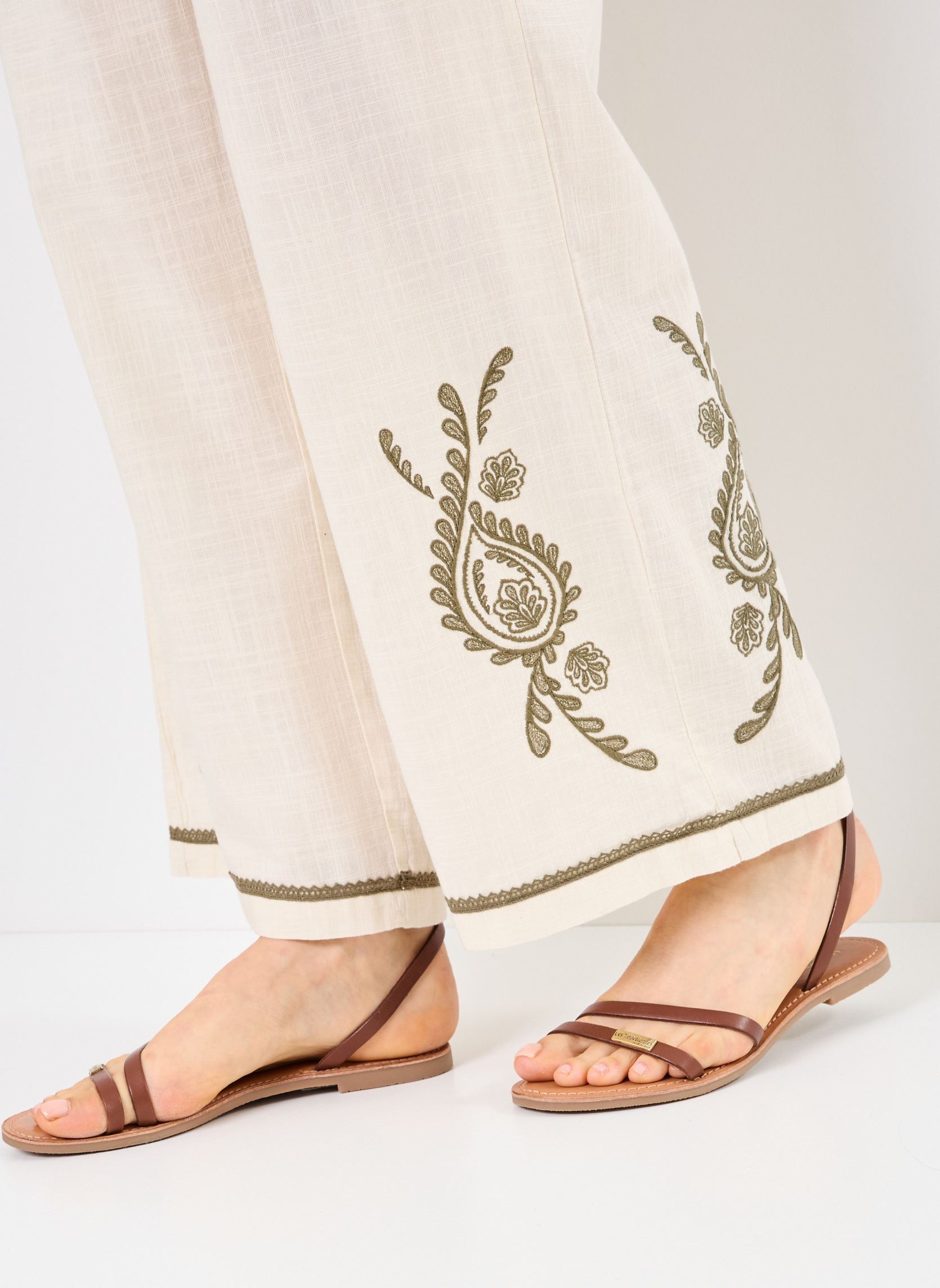 Wijde broeken VIJOSLA HW 7/8 WIDE PANTS dames beige Vila Wijde broeken VIJOSLA HW 7/8 WIDE PANTS dames beige Birch