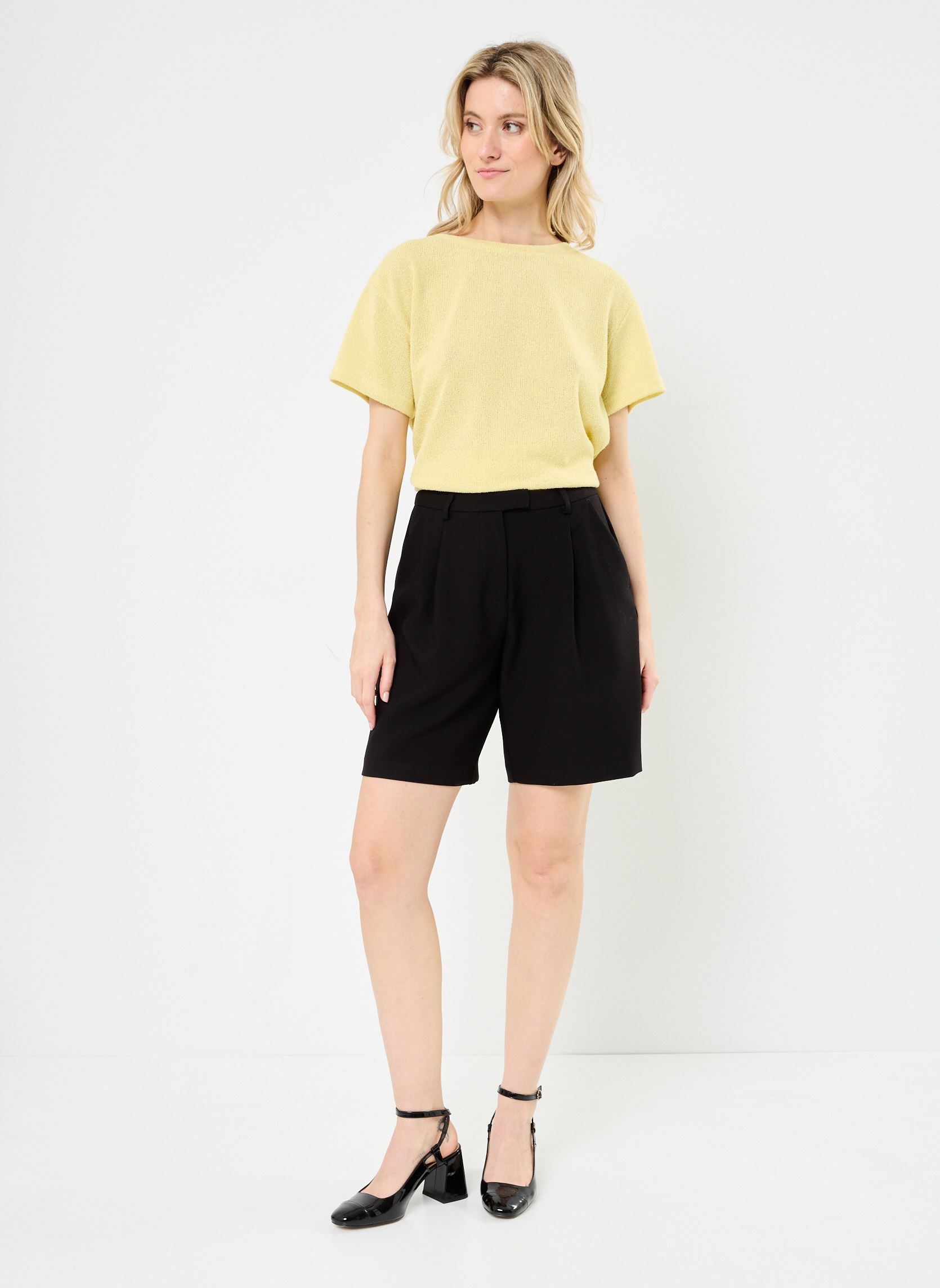 Shorts VIPINIEMA RW TAILORED SHORTS/BFS femme noir Vila Shorts VIPINIEMA RW TAILORED SHORTS/BFS femme noir Black Beauty