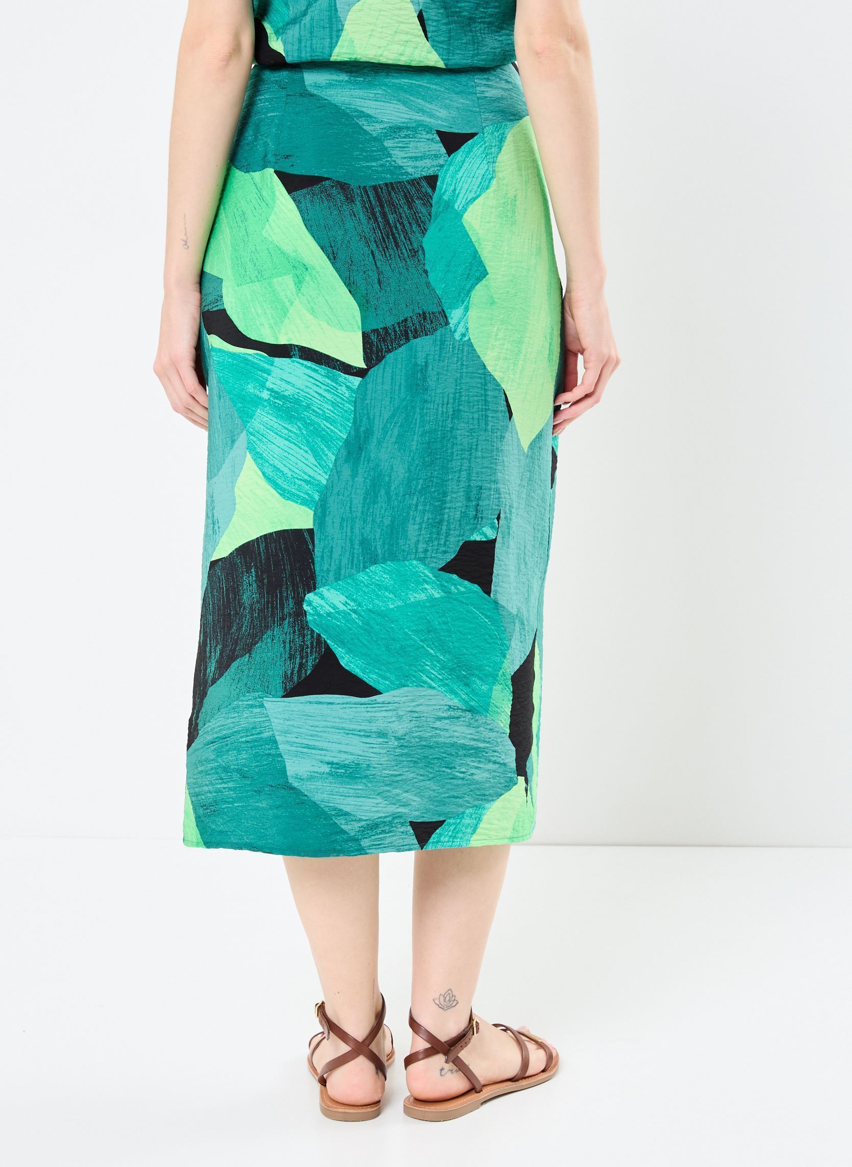 Jupes mi-longues VIDOLIRA ELA HW MIDI SHARONG SKIRT femme vert Vila Jupes mi-longues VIDOLIRA ELA HW MIDI SHARONG SKIRT femme vert Summer Green