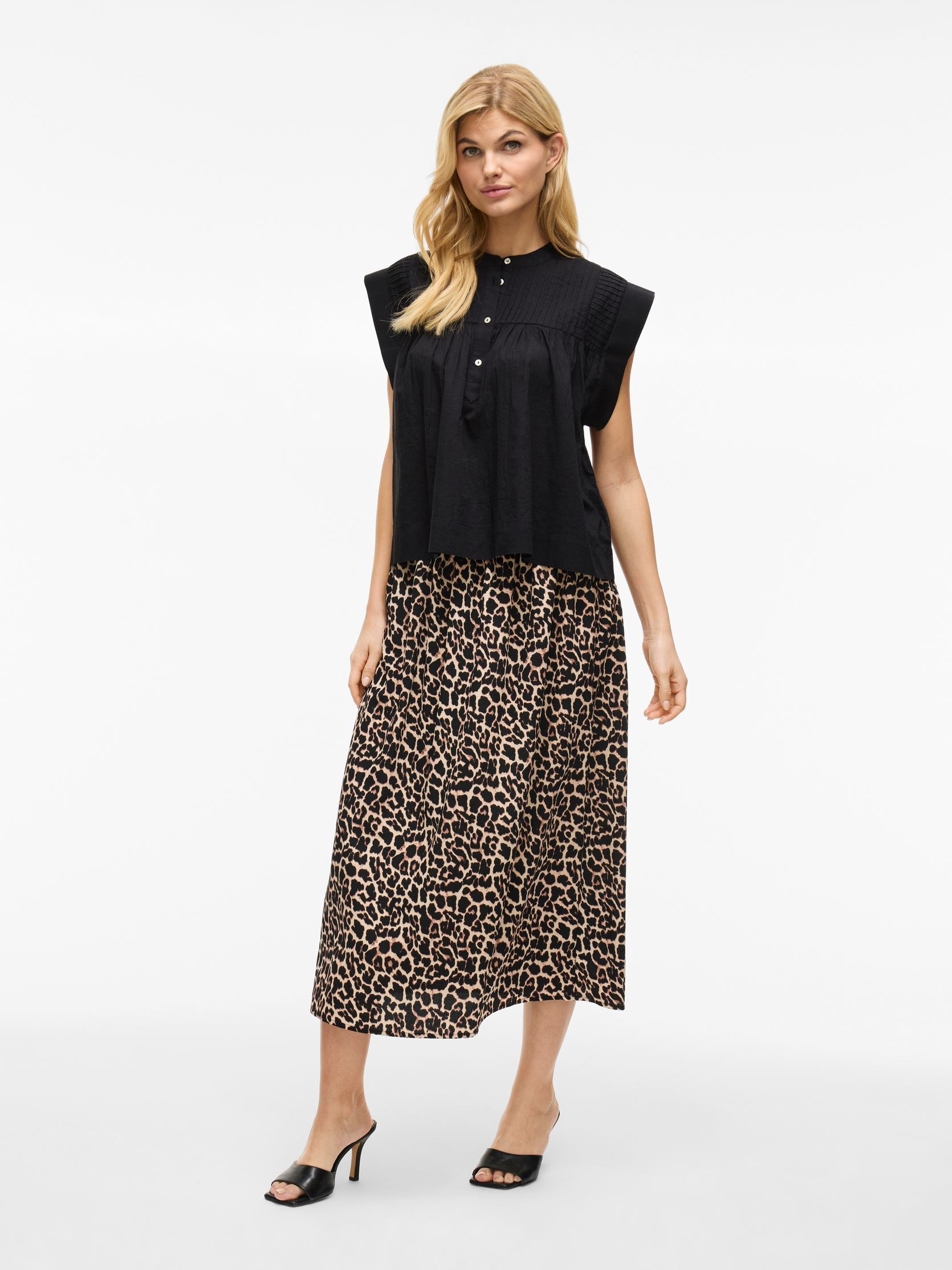 Tops VIKATINKA S/L SHORT SHIRT femme noir Vila Tops VIKATINKA S/L SHORT SHIRT femme noir Black Beauty