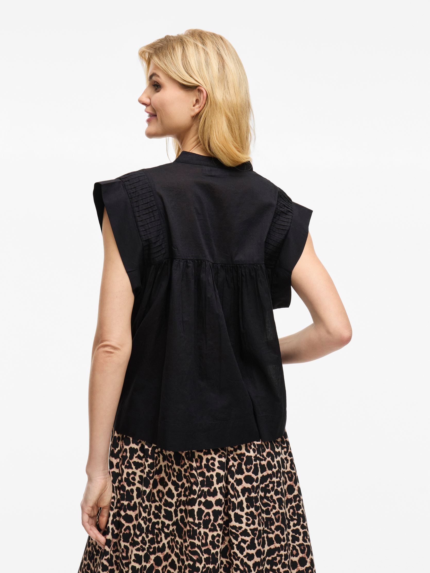 Tops VIKATINKA S/L SHORT SHIRT femme noir Vila Tops VIKATINKA S/L SHORT SHIRT femme noir Black Beauty