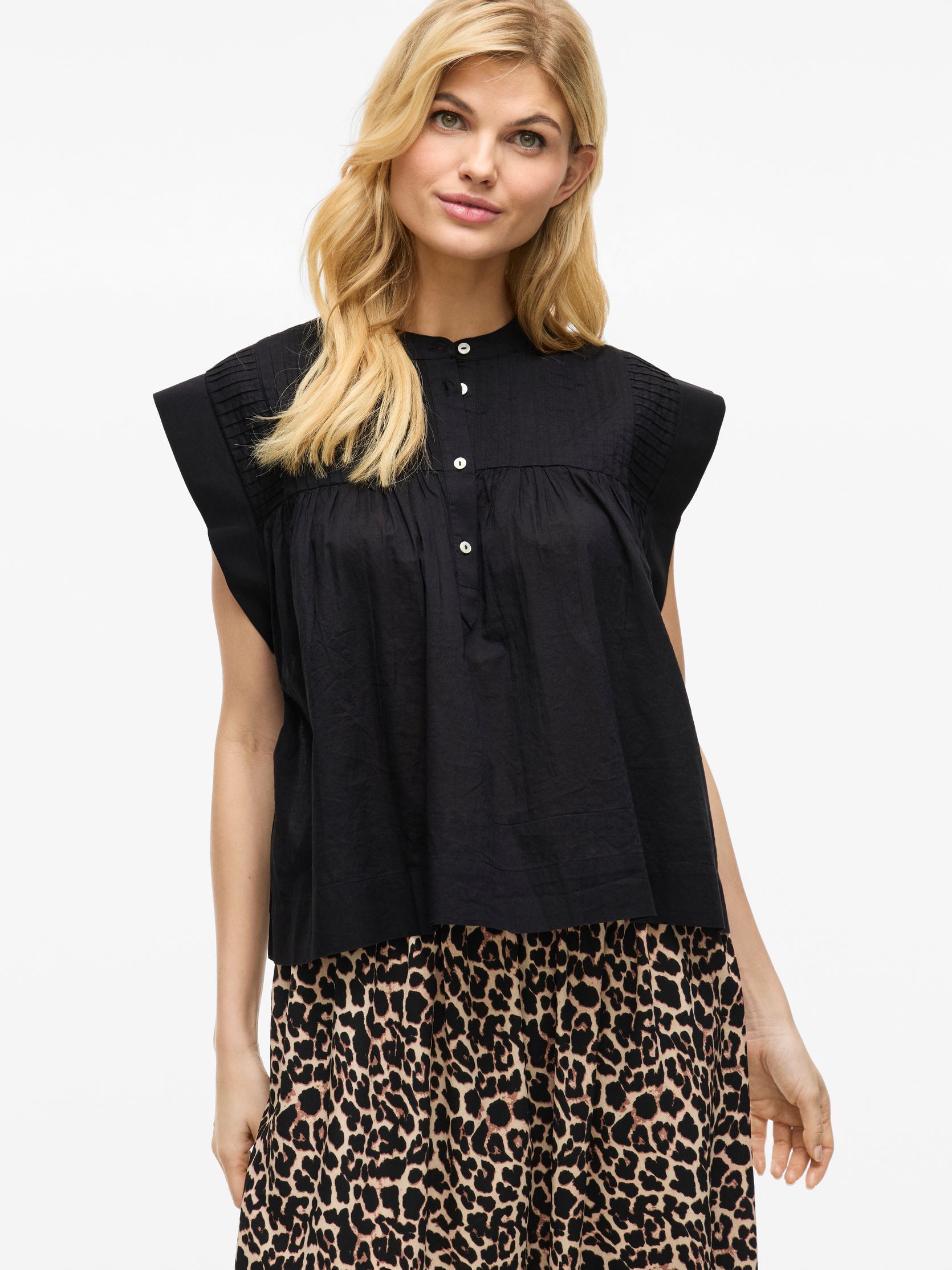 Tops VIKATINKA S/L SHORT SHIRT femme noir Vila Tops VIKATINKA S/L SHORT SHIRT femme noir Black Beauty