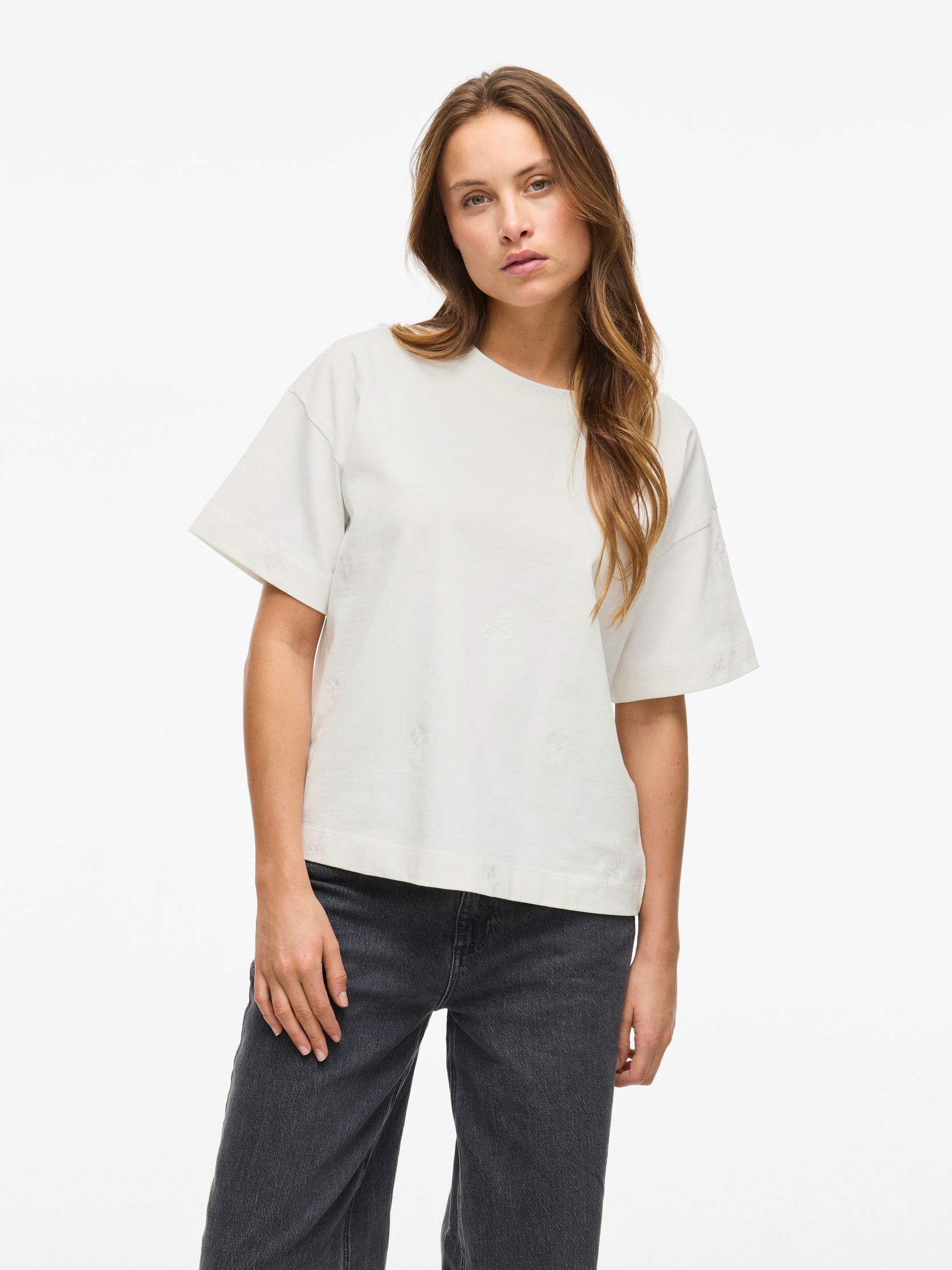 Kurzarm-T-Shirts VIMONIE FLOWER EMB S/S O-NECK damen weiß Vila Kurzarm-T-Shirts VIMONIE FLOWER EMB S/S O-NECK damen weiß SNOW WHITE