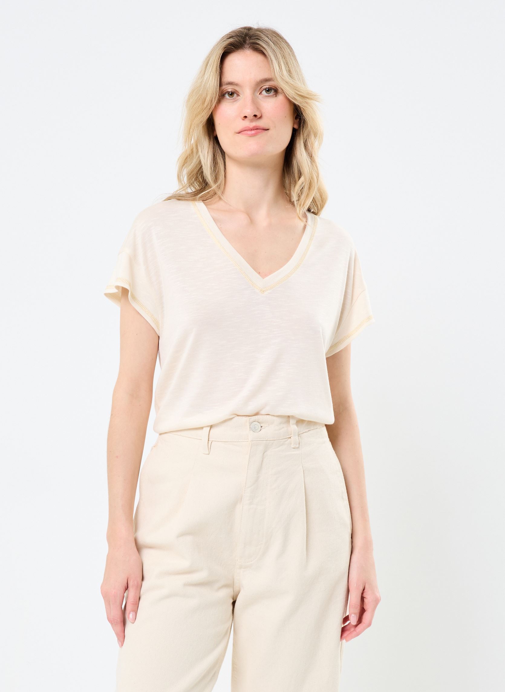 Kurzarm-T-Shirts VINOEL V-NECK S/S STITCH DETAIL TOP damen beige Vila Kurzarm-T-Shirts VINOEL V-NECK S/S STITCH DETAIL TOP damen beige Birch