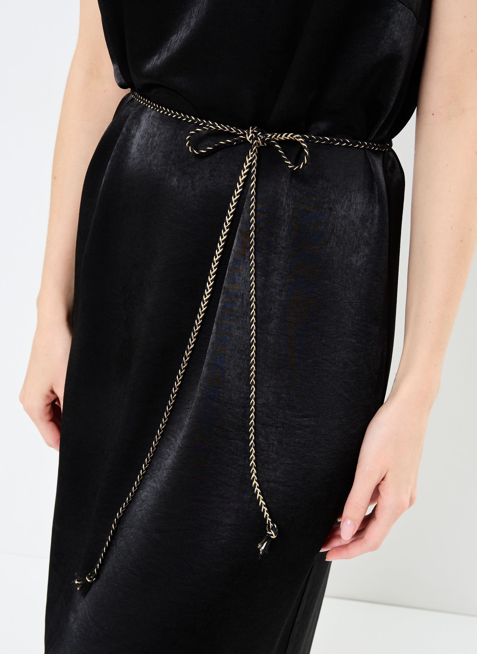 Robes longues VISANIA V-NECK S/L ANKLE DRESS/DC femme noir Vila Robes longues VISANIA V-NECK S/L ANKLE DRESS/DC femme noir BLACK BEAUTY