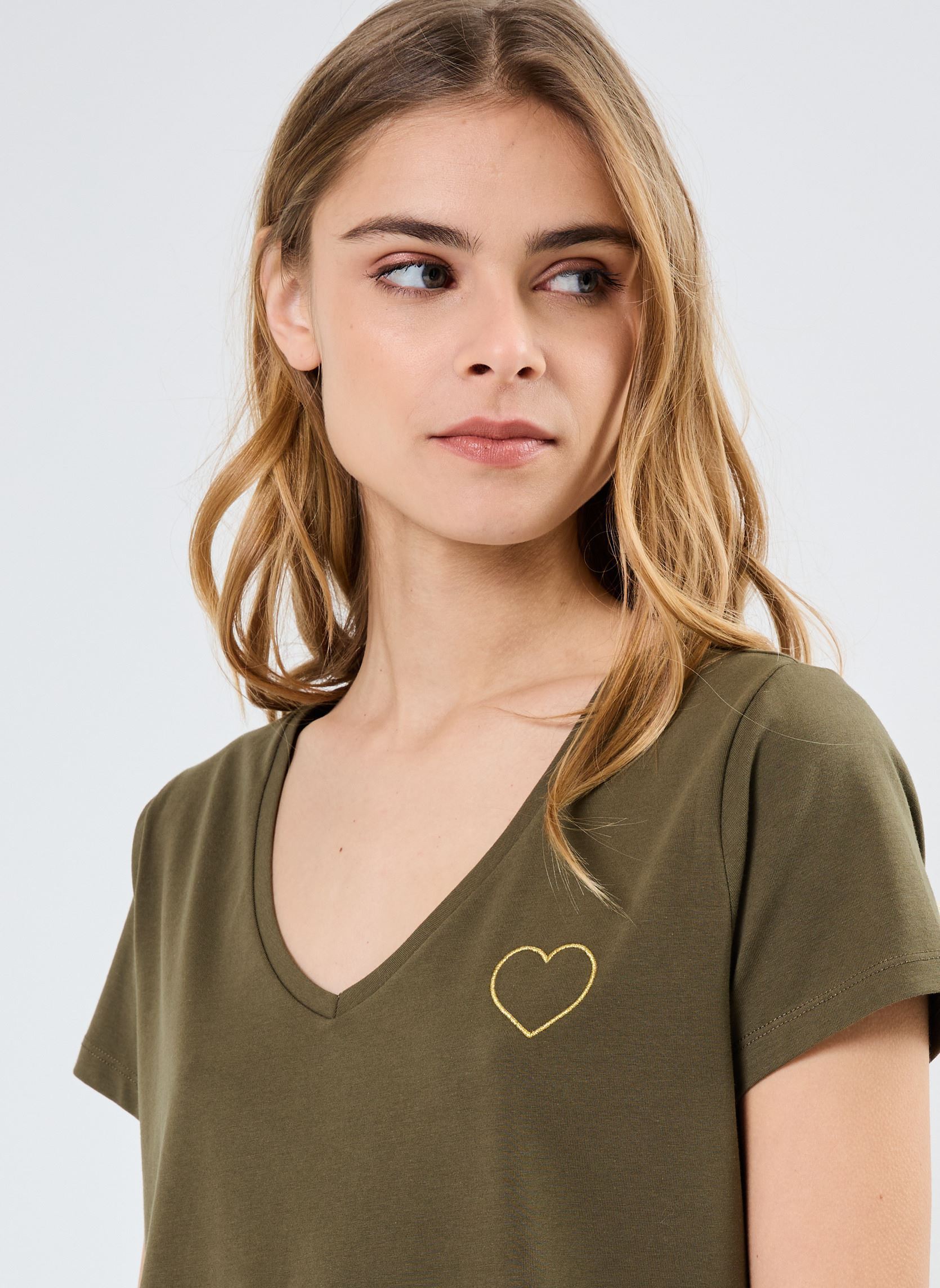 Tee-shirts manches courtes PCNEW BILLY TEE EMB JRS NOOS BC femme vert Pieces Tee-shirts manches courtes PCNEW BILLY TEE EMB JRS NOOS BC femme vert Kalamata
