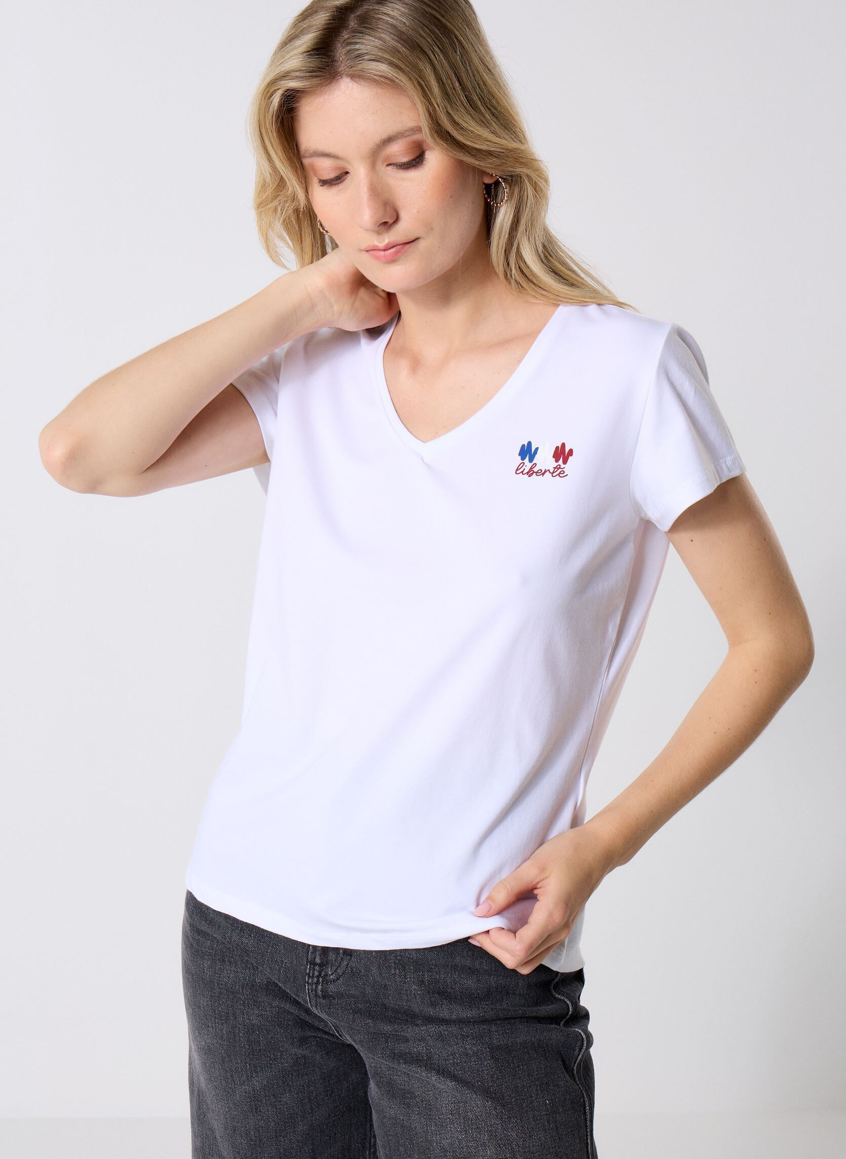 T-shirt a maniche corte PCSERIMA SS T-SHIRT FC BC donna bianco Pieces T-shirt a maniche corte PCSERIMA SS T-SHIRT FC BC donna bianco BRIGHT WHITE LIBERTE
