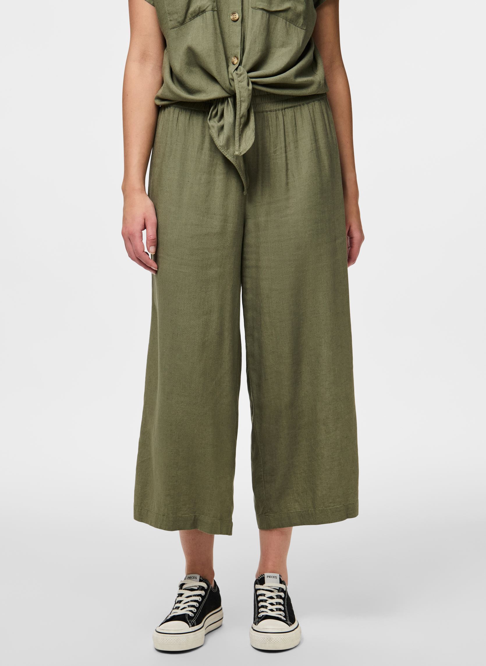 Pantalons larges PCPIA HW WIDE CULOTTE WVN NOOS femme vert Pieces Pantalons larges PCPIA HW WIDE CULOTTE WVN NOOS femme vert Deep Lichen Green