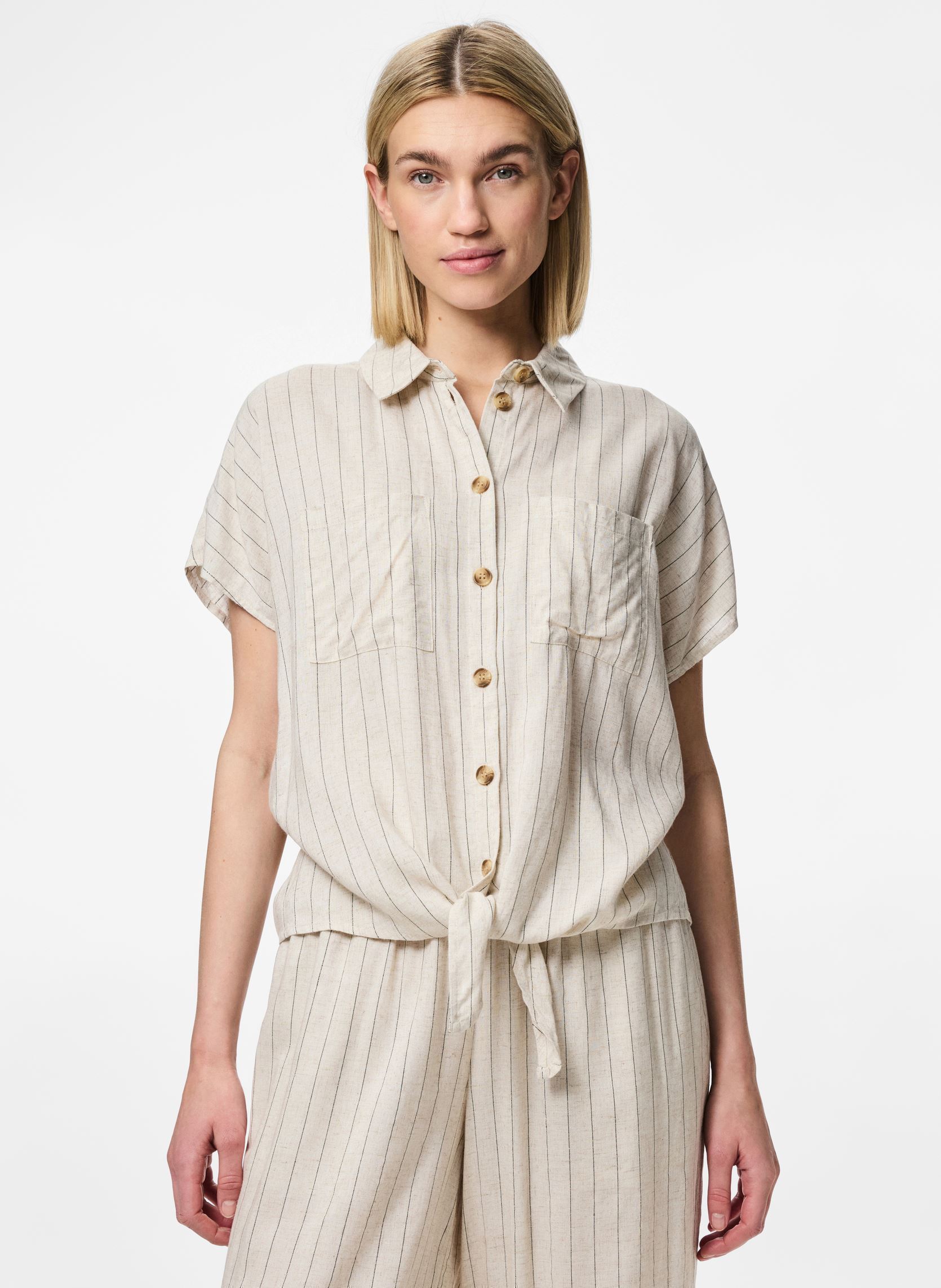 Chemises manches courtes PCPIA SS TIE SHIRT WVN NOOS femme beige Pieces Chemises manches courtes PCPIA SS TIE SHIRT WVN NOOS femme beige Birch