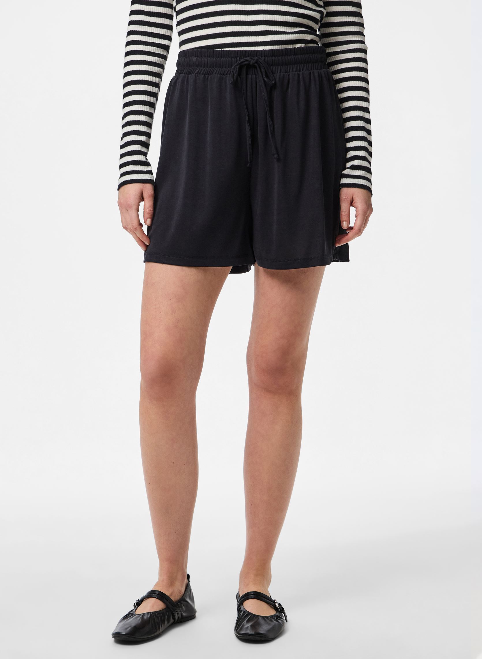 Shorts PCANORA HW SHORTS JRS NOOS BC damen schwarz Pieces Shorts PCANORA HW SHORTS JRS NOOS BC damen schwarz Black