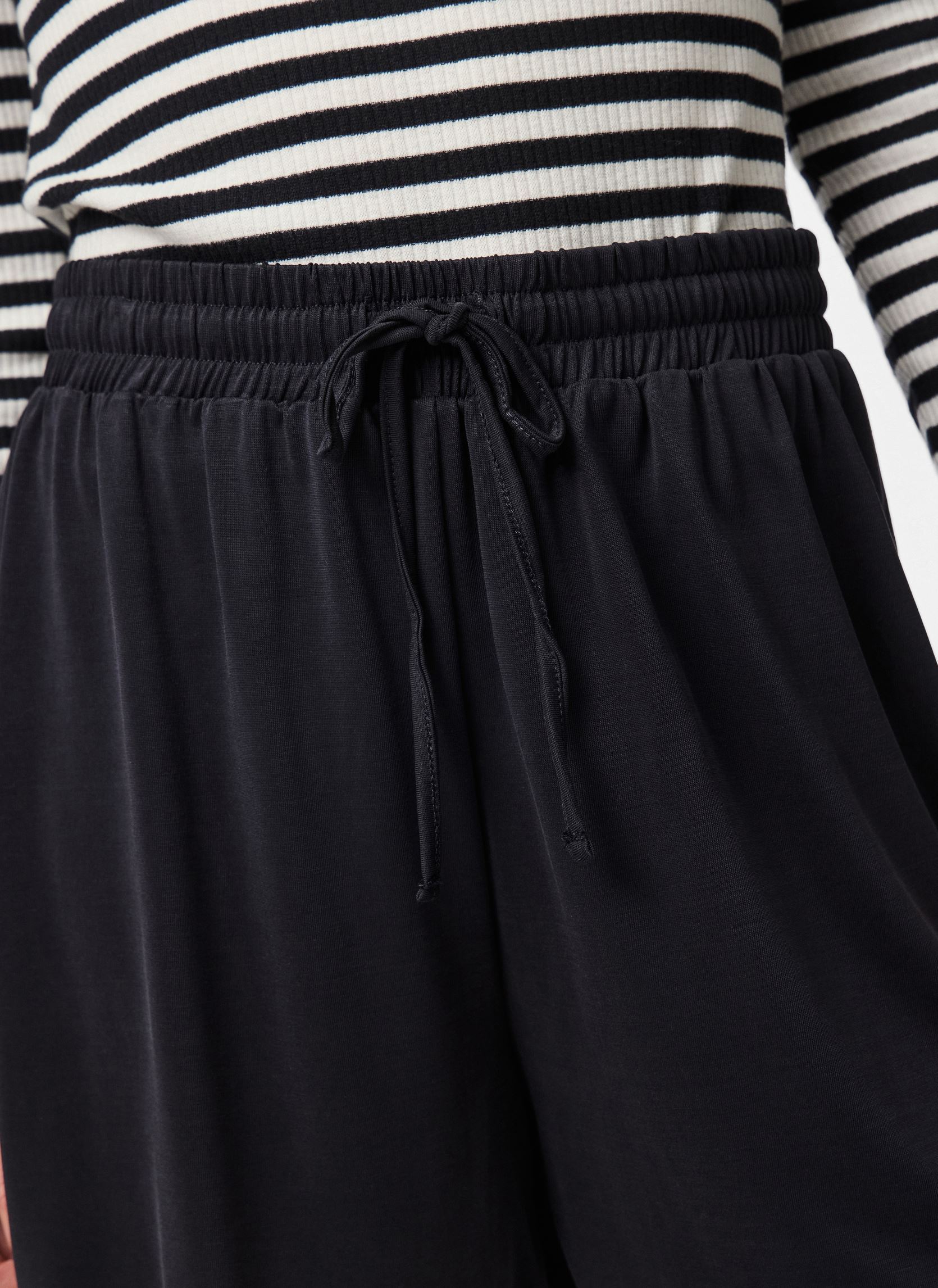 Shorts PCANORA HW SHORTS JRS NOOS BC damen schwarz Pieces Shorts PCANORA HW SHORTS JRS NOOS BC damen schwarz Black